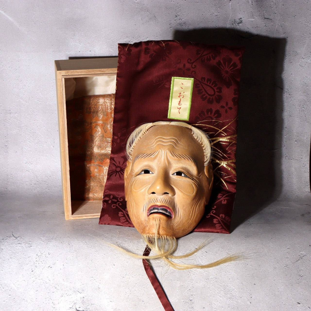 Japanese Hand-Carved Wooden Noh Mask Kojou Refined Old Man Storage Bag MSK5390
