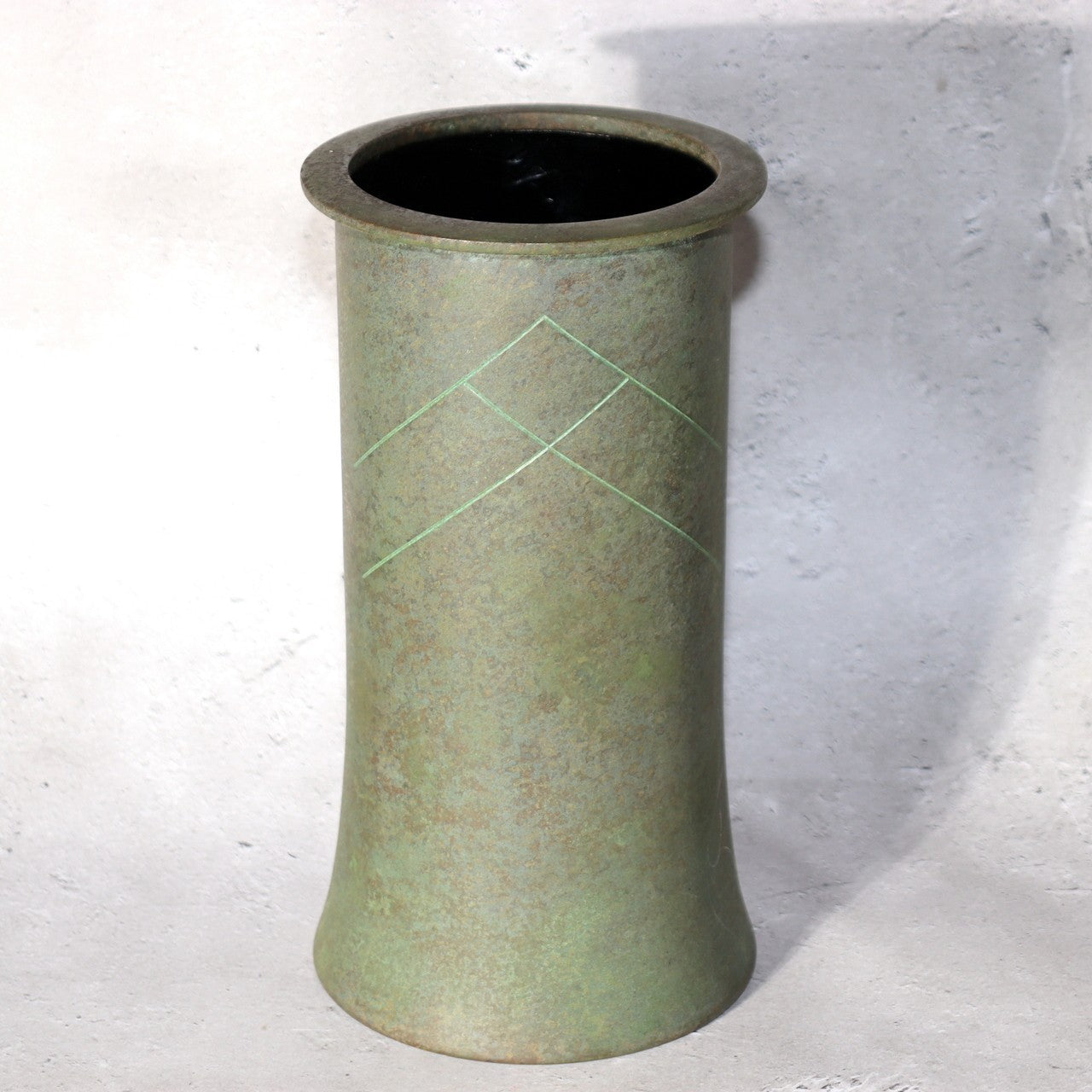 Japanese Vintage Bronze Flower Vase Tetsutaro Nagai Signed Mid-Century Modern9