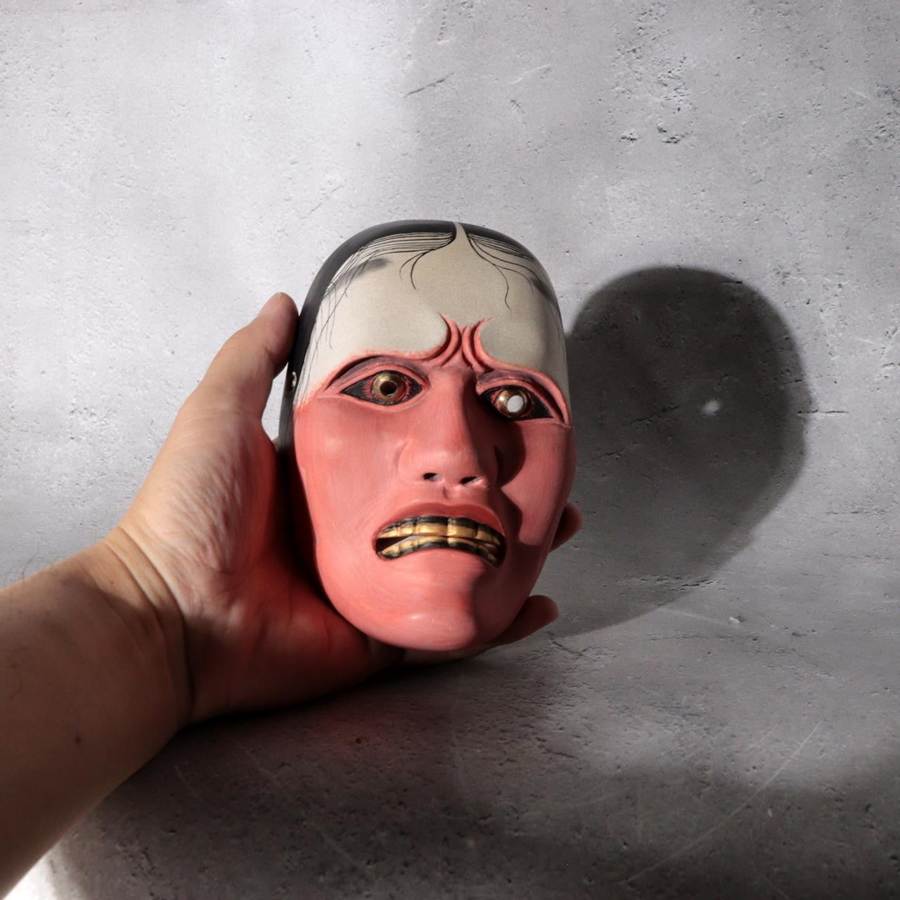 Japanese Small Hand-Carved Wooden Noh Mask Hashihime with Bag MSK5452