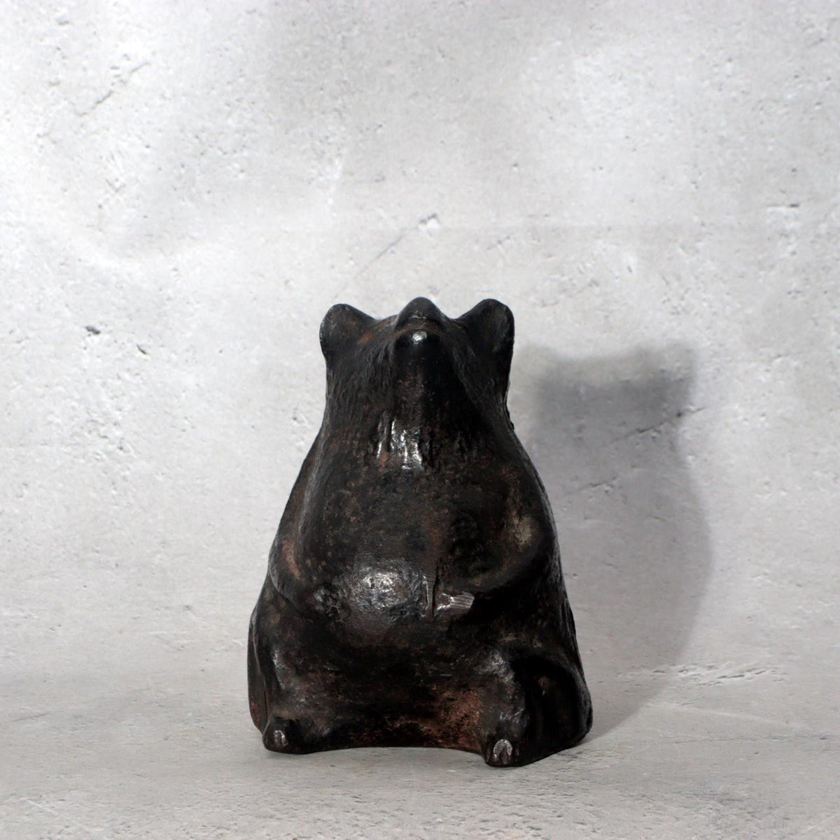 Vintage Japanese Cast Iron Tanuki Raccoon Dog Figurine Incense Burner BOSa747