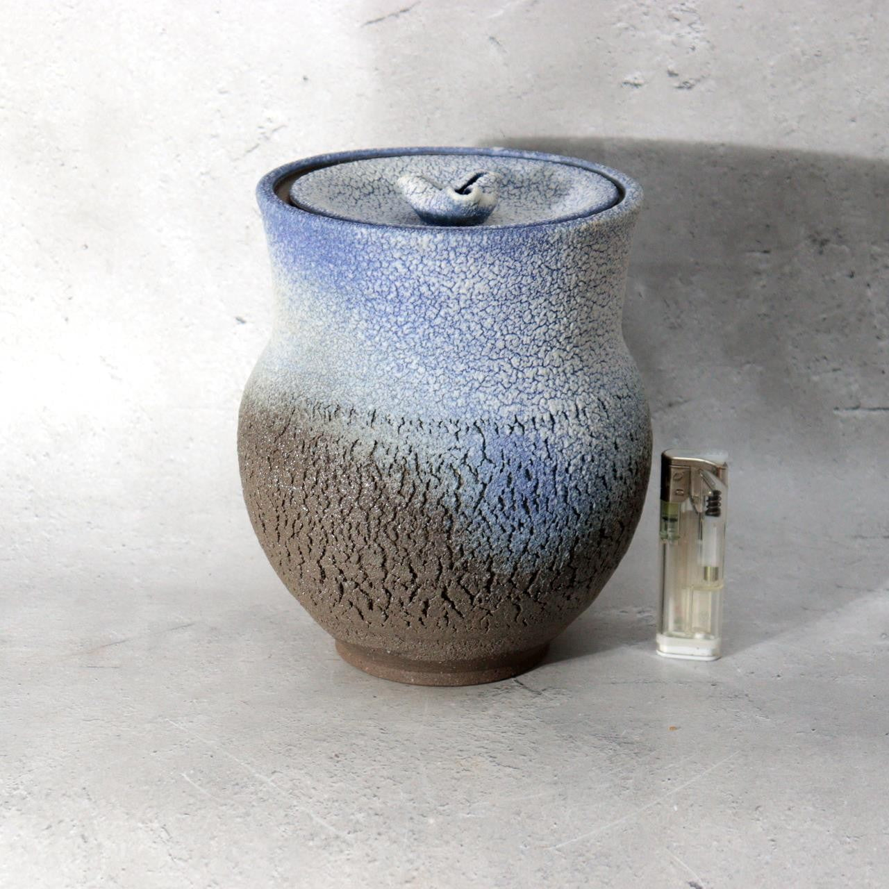 Japanese Studio Ceramic Mizusashi Water Jar Crawled Glaze Gradation pottery6