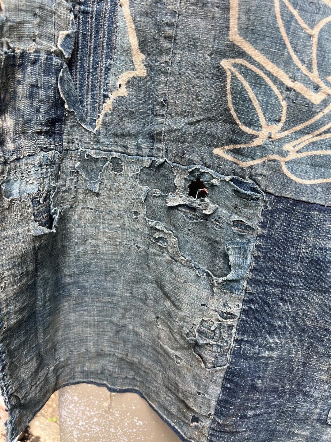 Authentic Antique Japanese Boro Textile - Indigo Patched Sashiko Cotton15