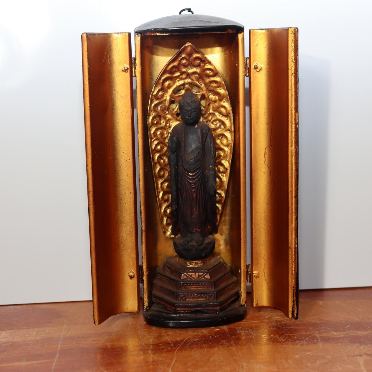 Antique Japanese Wood-Carved Standing Amida Nyorai Buddha Statue with Portable1
