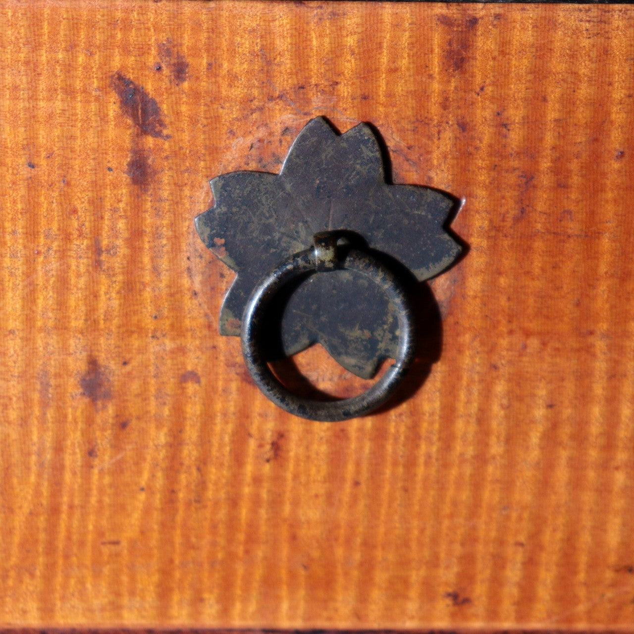 Showa Period Japanese Wooden Small Cabinet Tansu Figured Wood WO6338