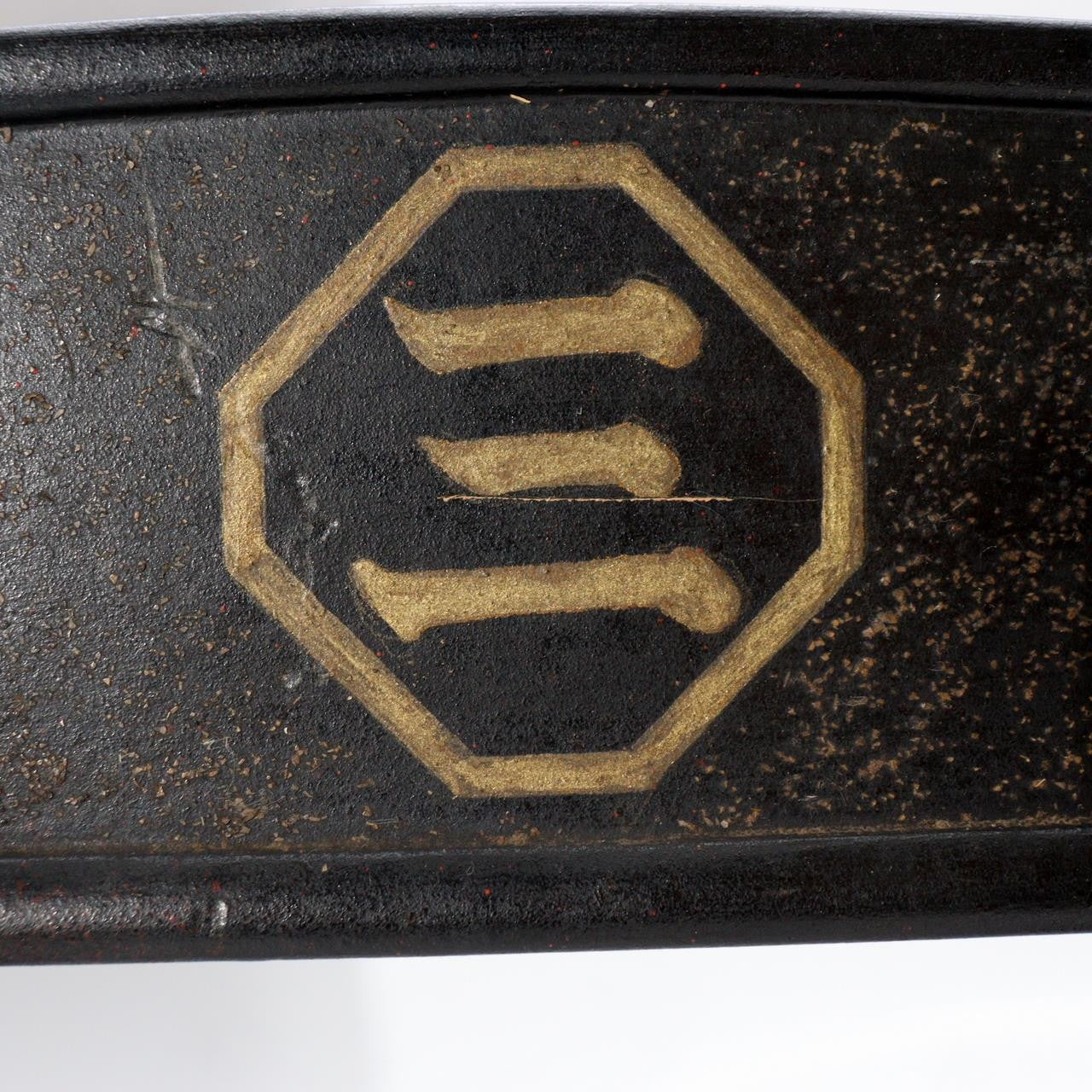 Japanese Black Lacquer Sword Stand - Maki-e Tsuba & Inaba Clan Crest SWR3614