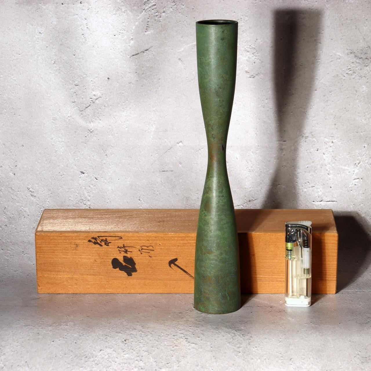 Fujii Soki Japanese Bronze Flower Vase Green Patina Pestle Shape Tomobako BV7190