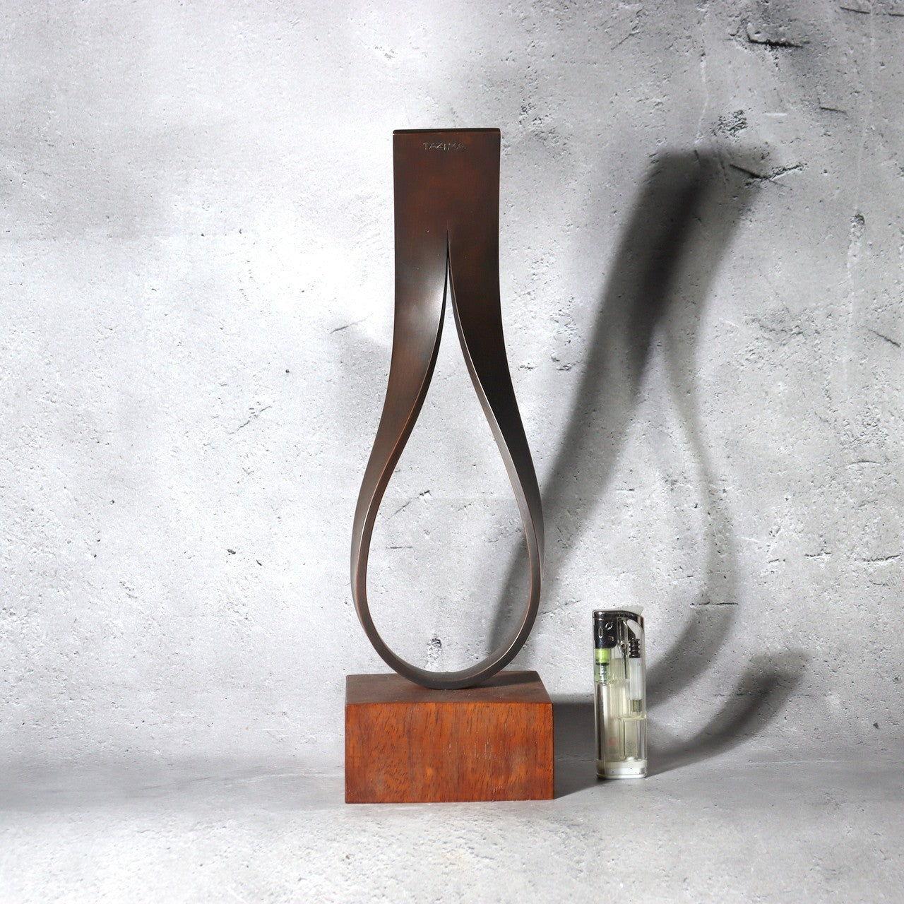 Vintage Artisan Signed "TAZIMA" Modern Abstract Bronze Sculpture - Late Showa1