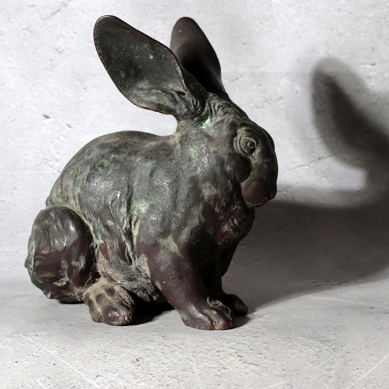 Antique Japanese Bronze Rabbit Okimono Taisho 1919 Signed Ono Tohachi 2.53kg1