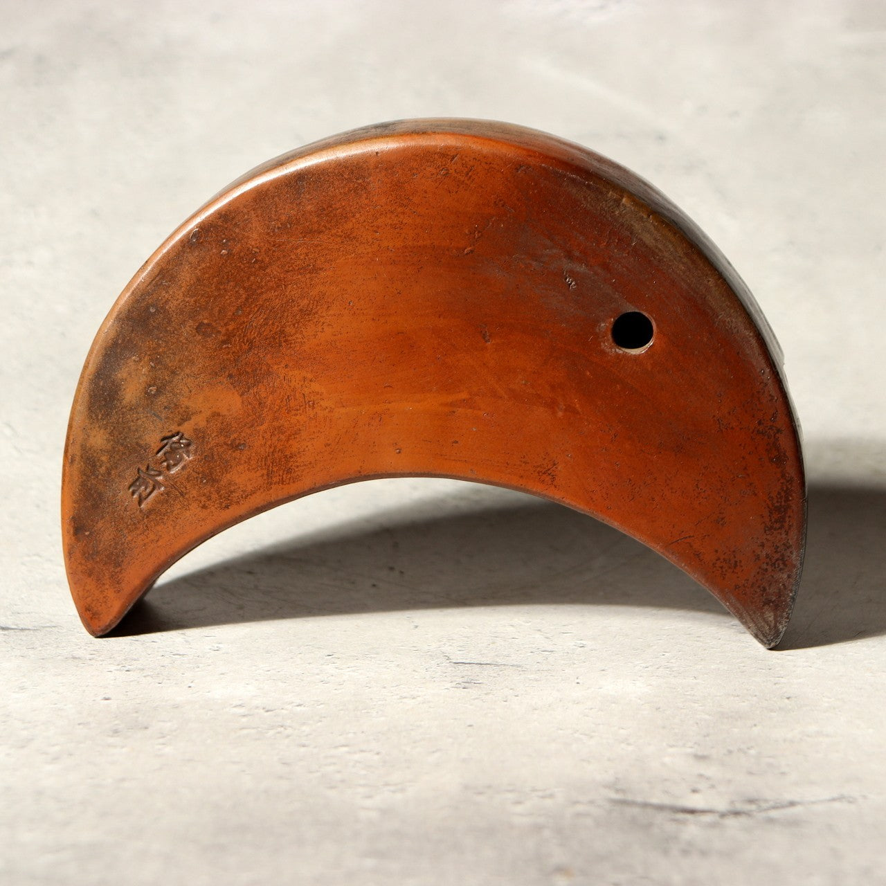 Antique Japanese Bizen Ware Hanging Vase Moon Rabbit Mochi Rare Design Pottery7