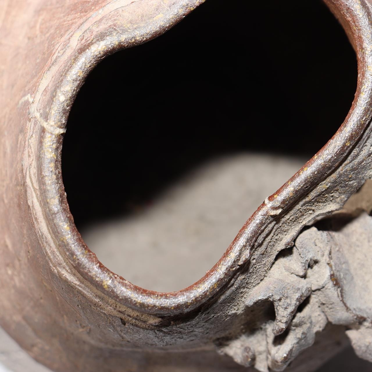 Japanese Pottery Flower Vase Crab Yaburebukuro Torn Sack Tokoname Rakuzan Style18