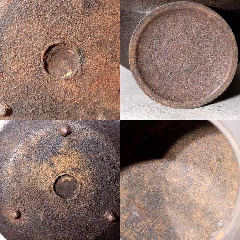 Japanese Antique Cast Iron Choshi Sake Kettles Set of 2 Kamon Inscription12