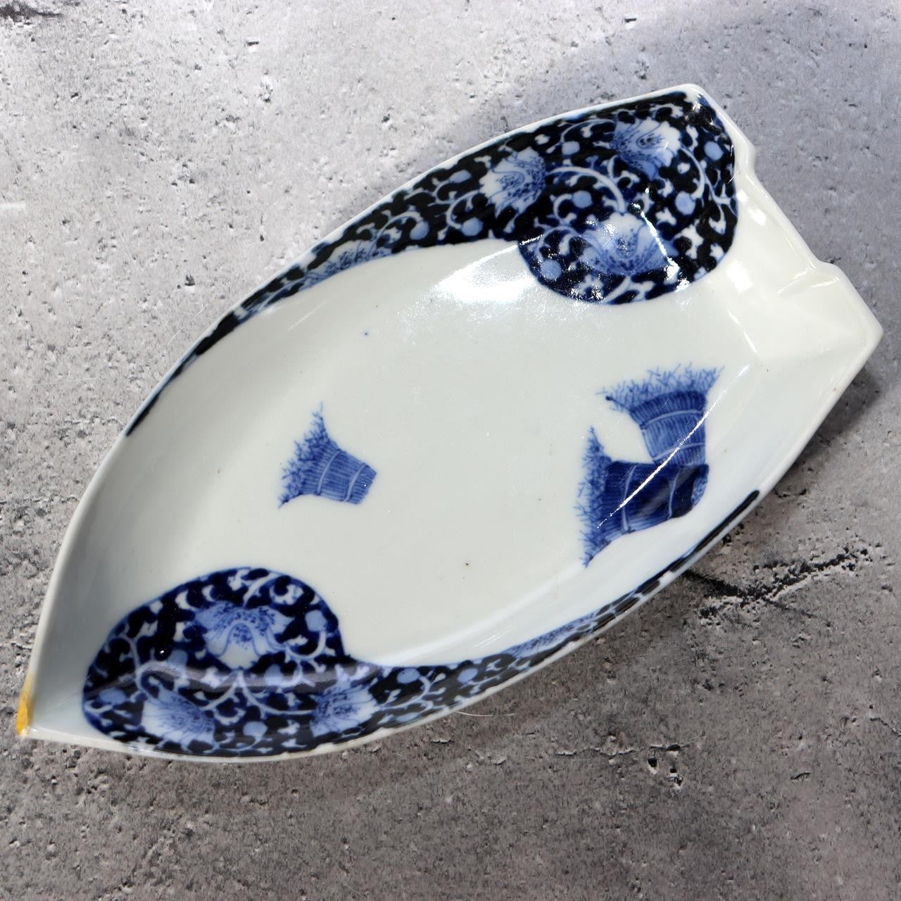 Antique Japanese Hirado Ware Porcelain Dish - Sometsuke Bakumatsu 17cm IP1351