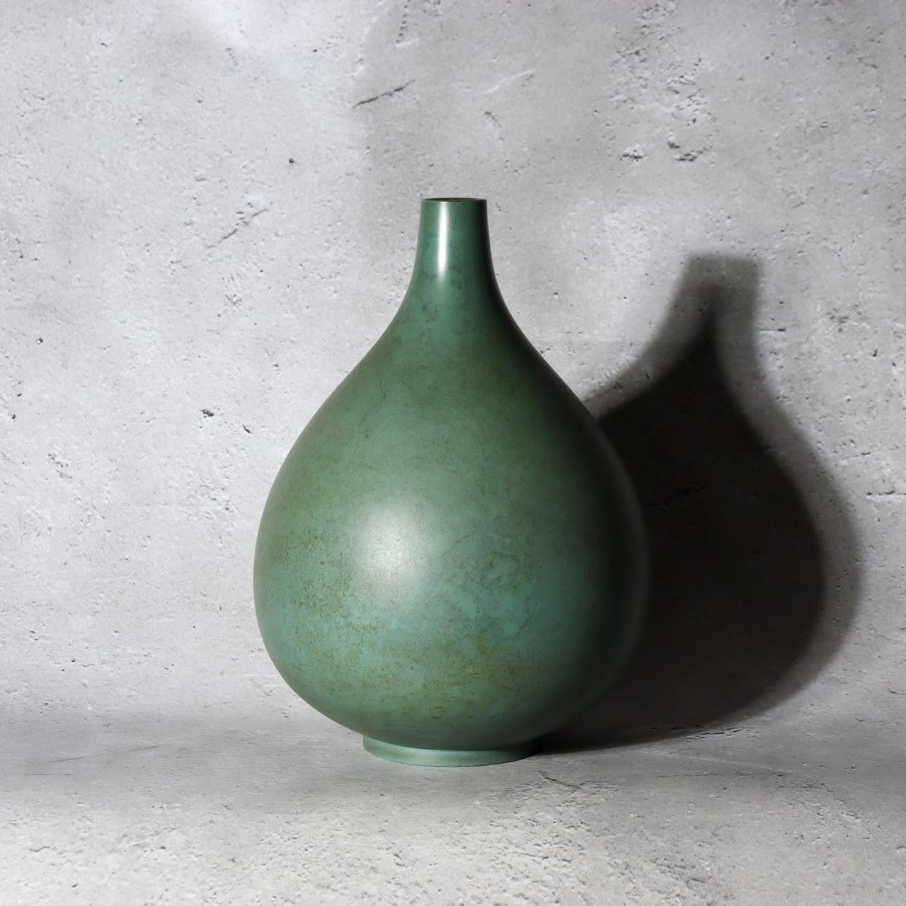 Japanese Bronze Bud Vase Houun  Matte Green Shizuku Teardrop Takaoka Copperware9