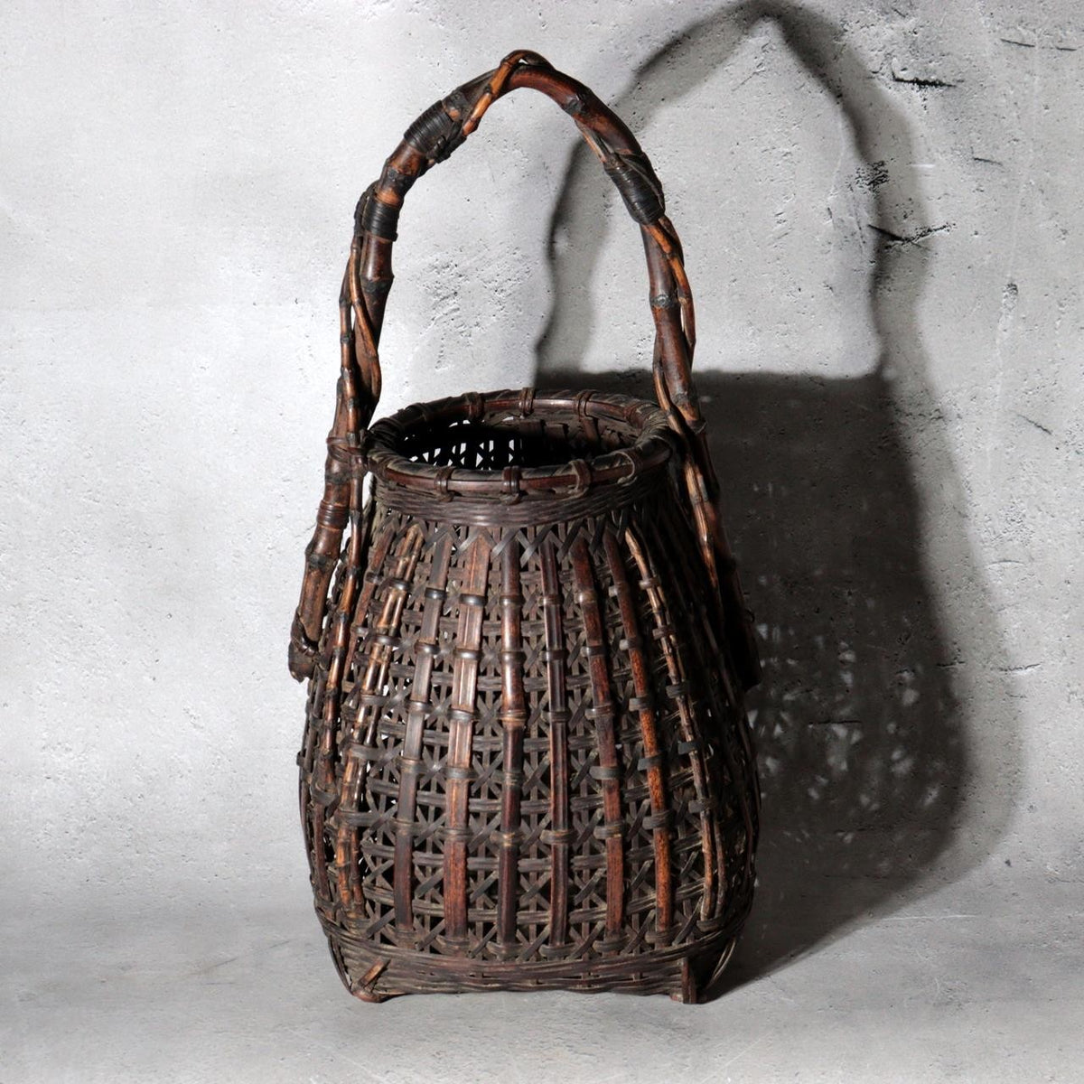 Vintage Japanese Bamboo Woven Flower Basket Ikebana Hanakago Handled1
