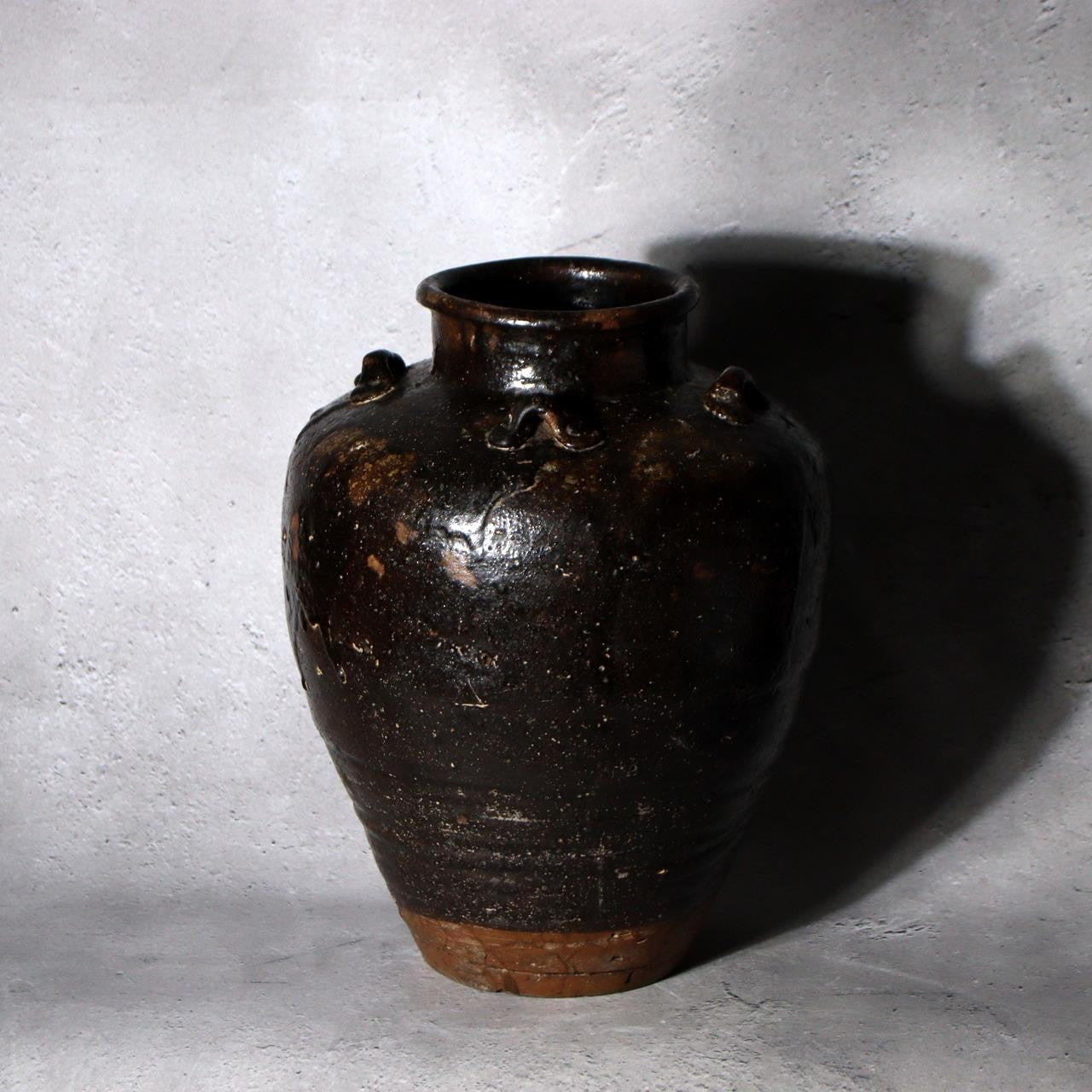 Antique Japanese Shiga Folk Kiln Pottery Iron Glaze Shiji-ko Four-Lug Jar PV31119