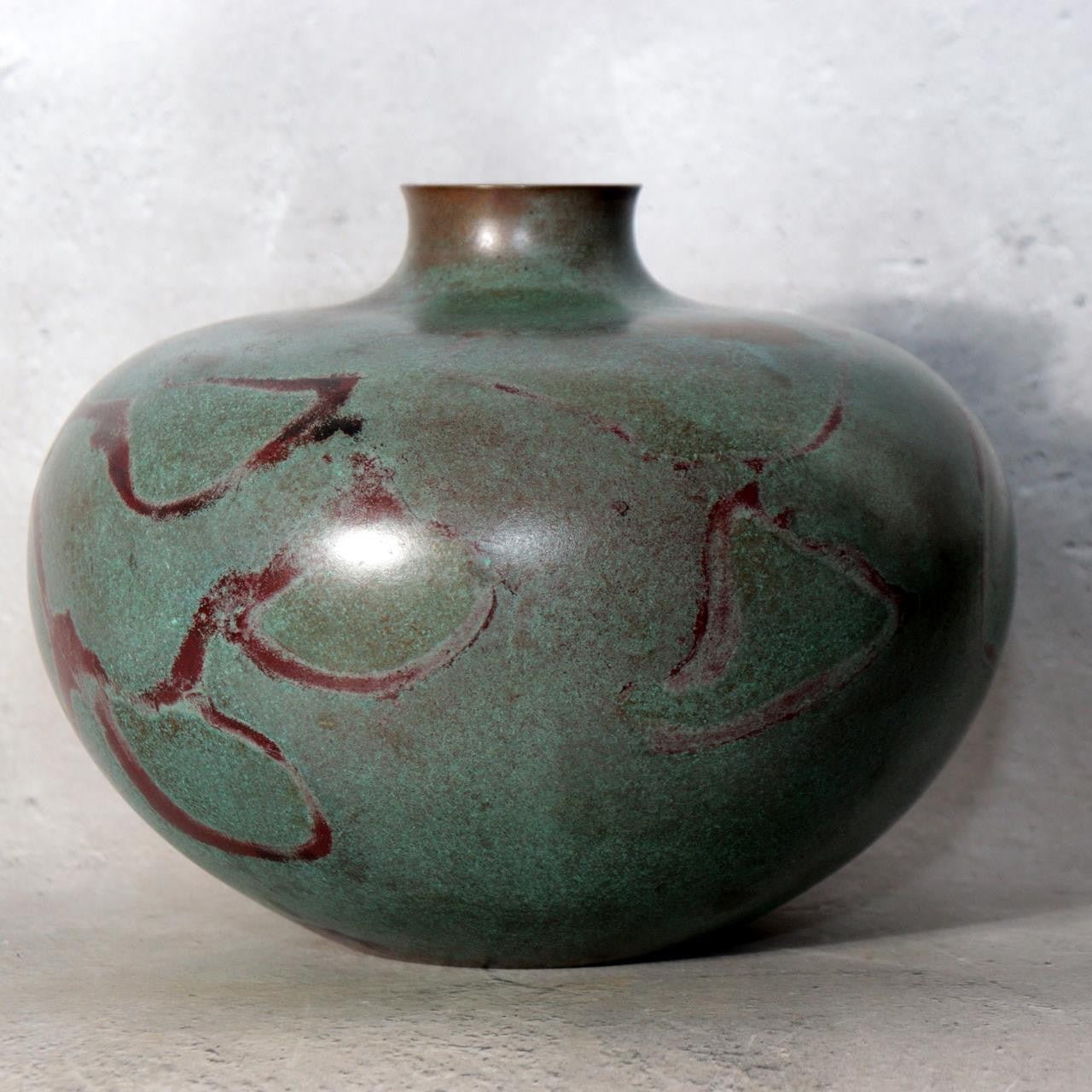 Japanese Takaoka Bronze Flat Round Vase Kankei Hanya Mottled Patina Tomobako8