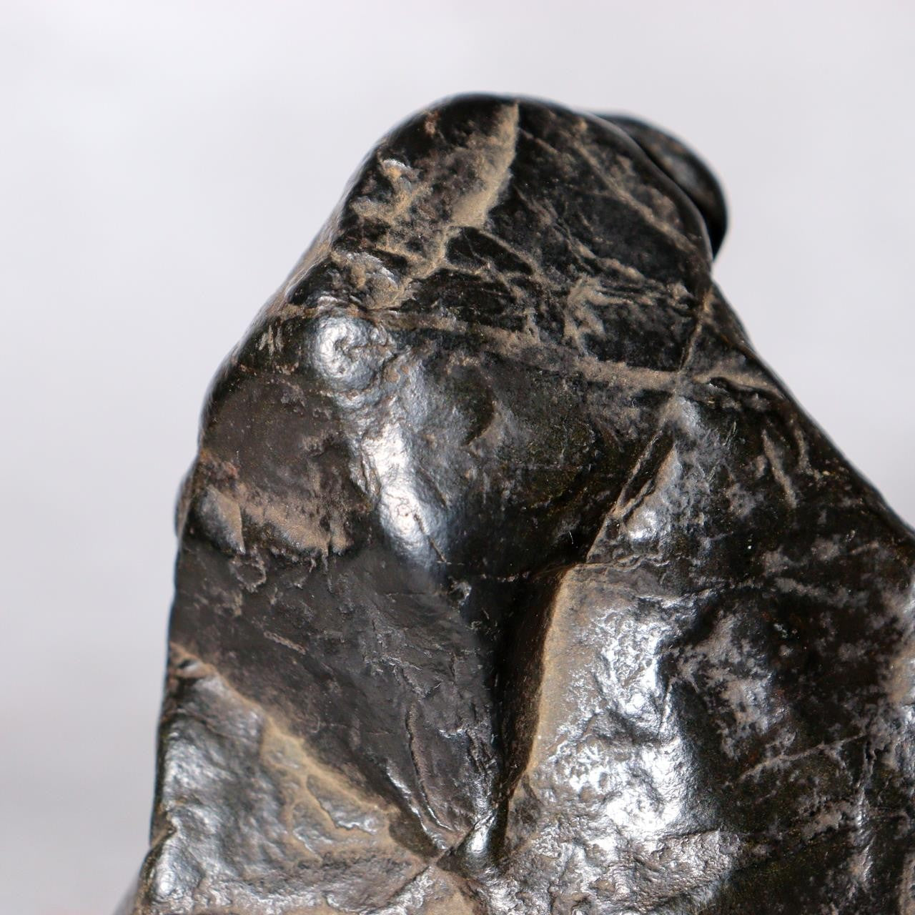 Japanese Suiseki Viewing Stone Black Mountain Peak Yamagata-ishi White Veins11
