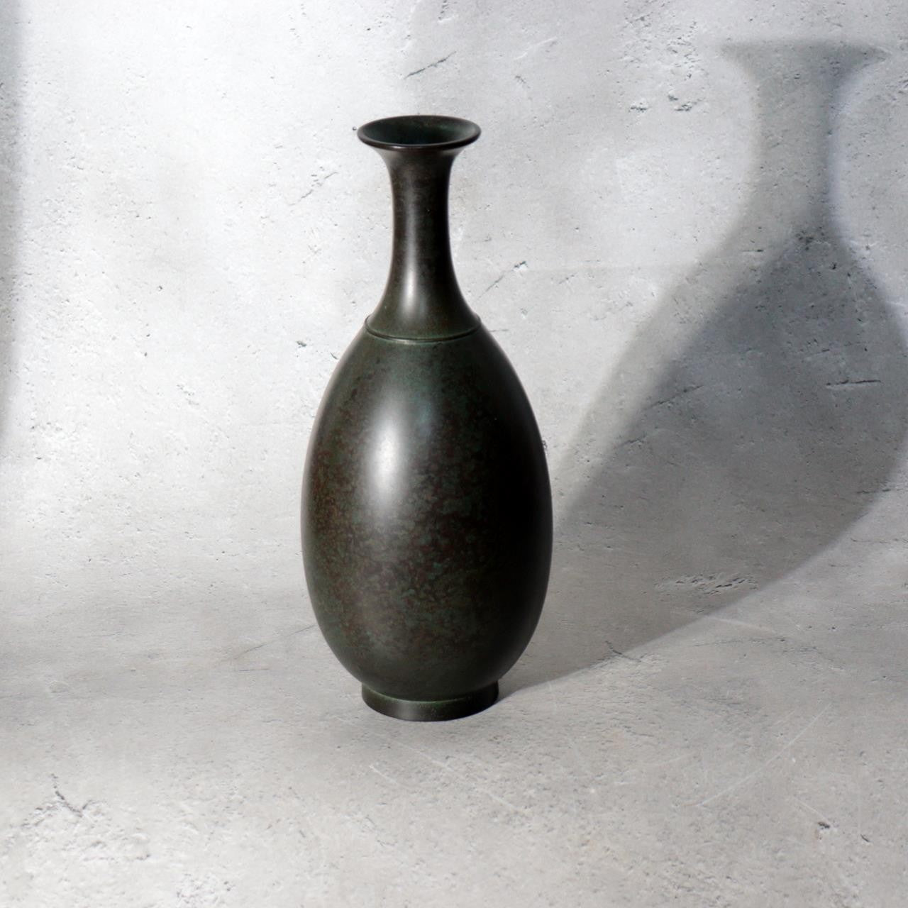 Japanese Cast Bronze Karakane Vase Shoei Kanamori Tomobako BV7697