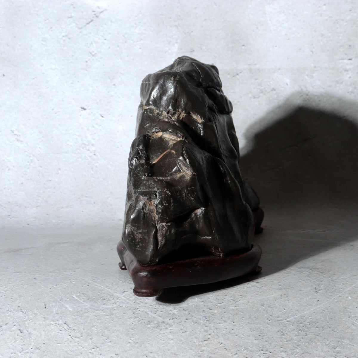 Japanese Suiseki Viewing Stone Mountain Island Shape Wooden Base6