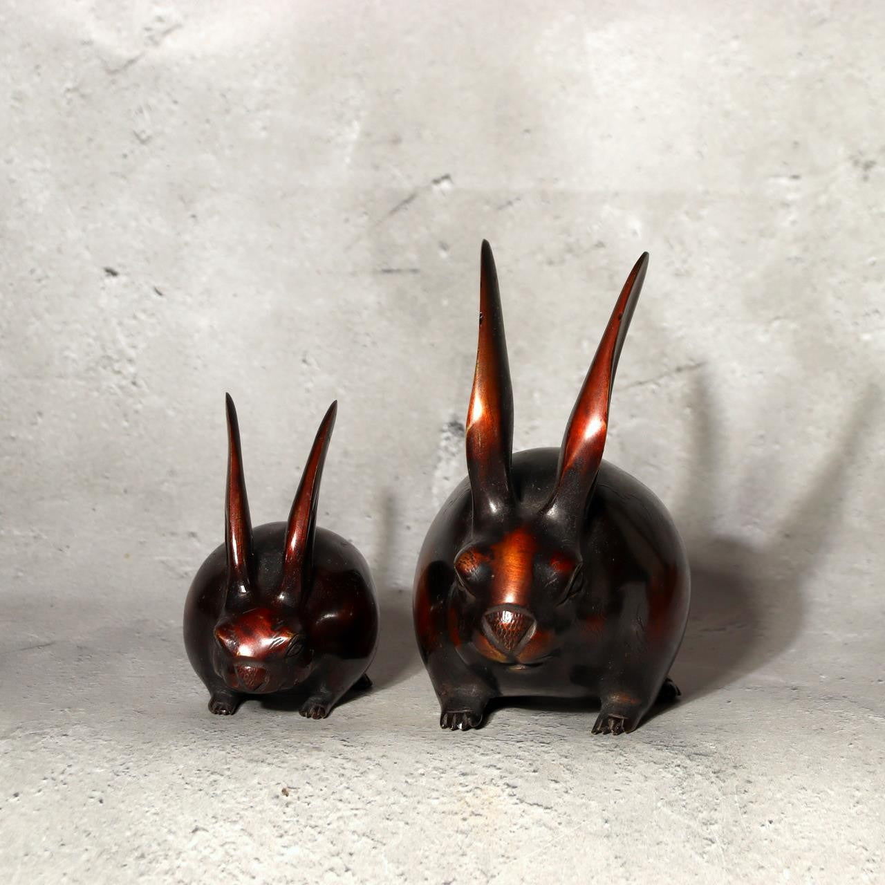 Japanese Bronze Rabbit Pair Okimono Statue Figurine Mottled Red Patina Zen3