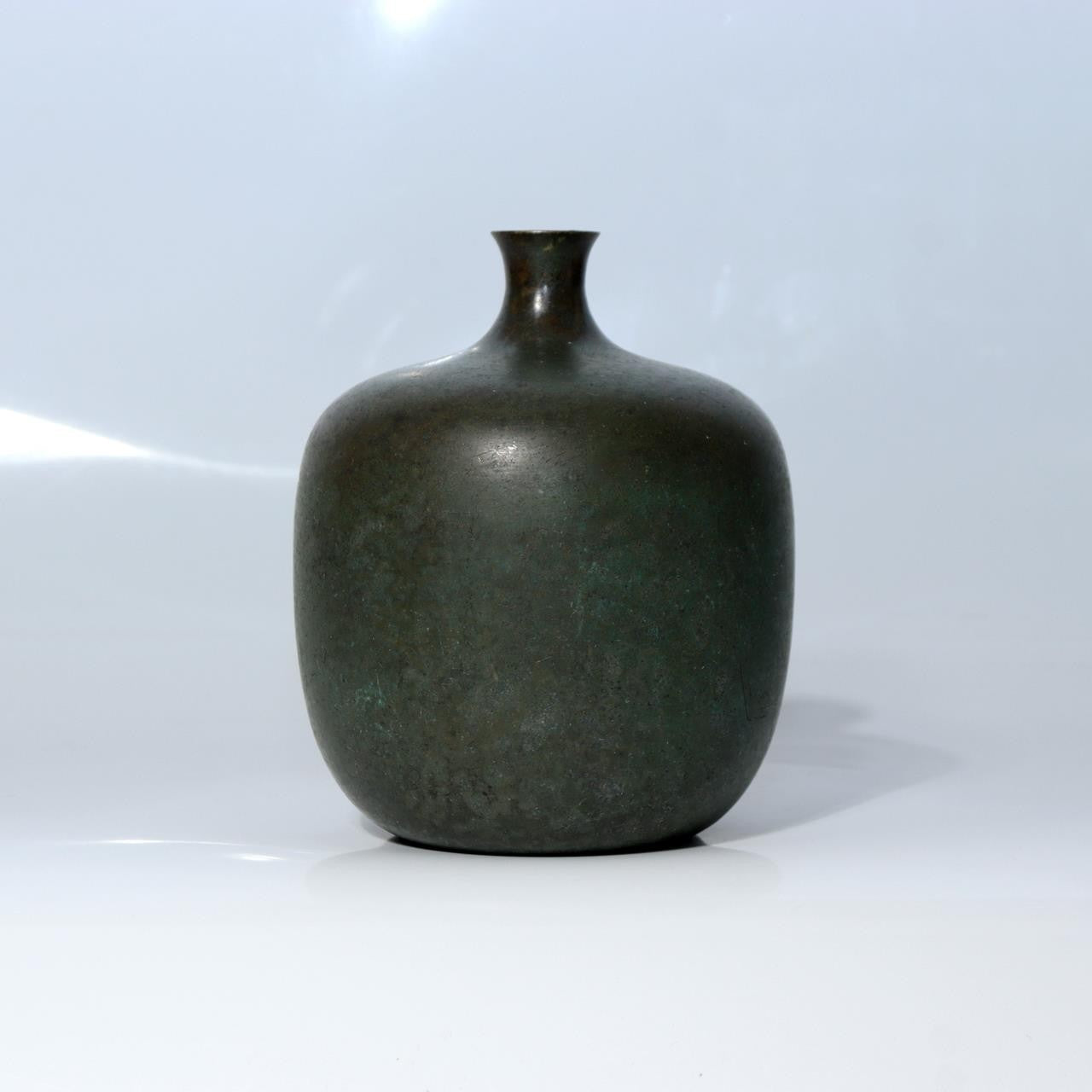 Vintage Japanese Cast Bronze Flower Vase Apple Shape Patina Ikebana BV7658