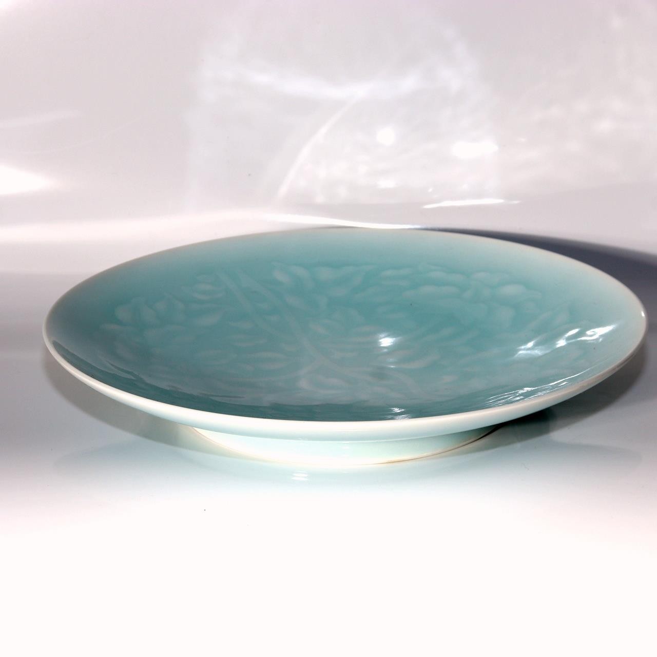 Kaiji Tsukamoto Living National Treasure Seihakuji Celadon Plate Karakusa Signed12