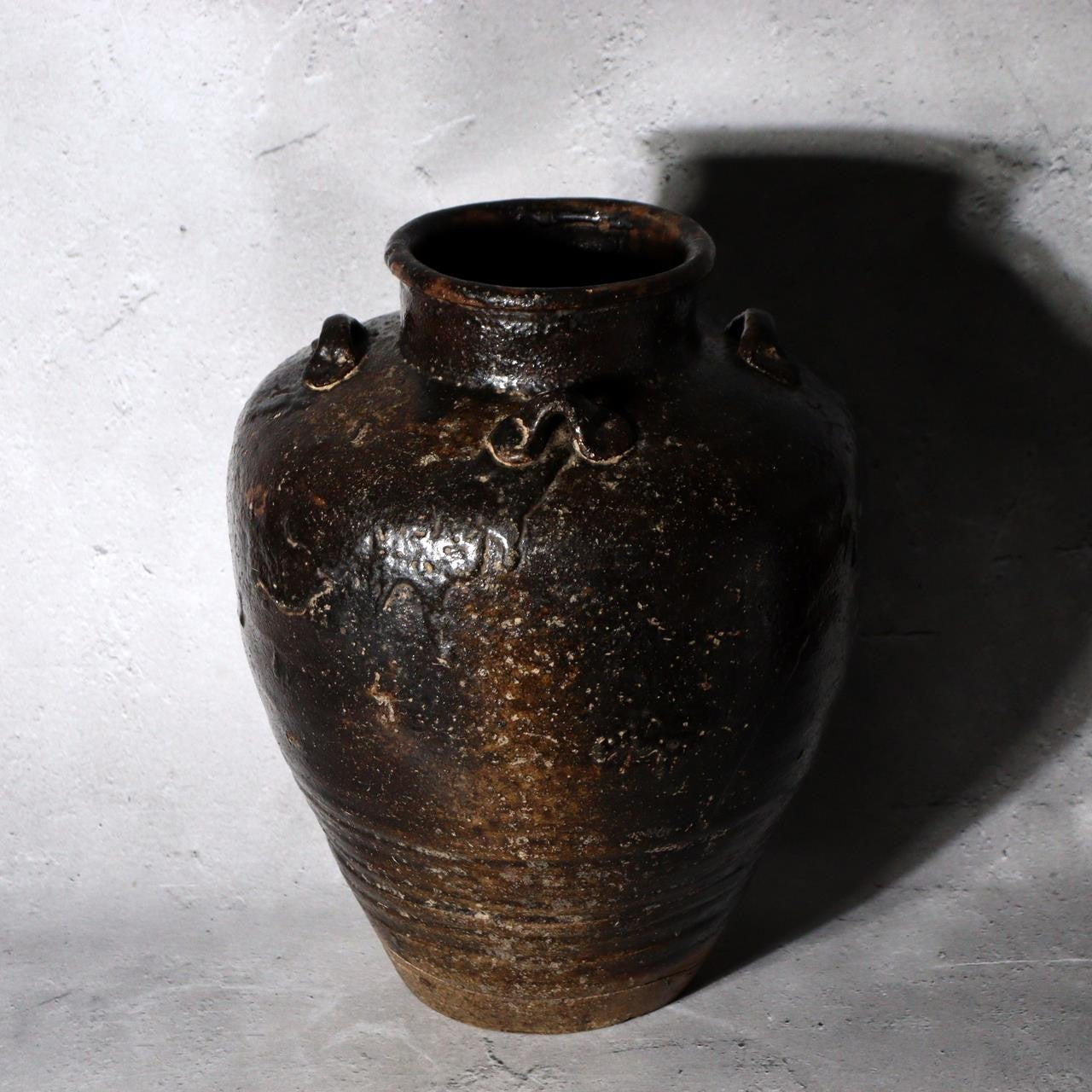 Antique Japanese Shiga Folk Kiln Pottery Iron Glaze Shiji-ko Four-Lug Jar PV31114
