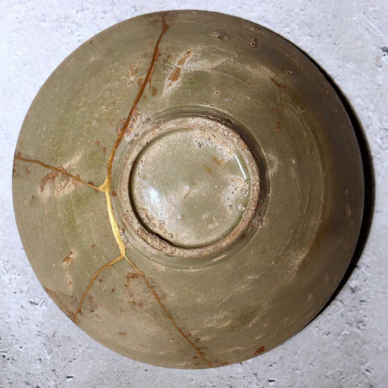 Antique Korean Celadon Bowl Goryeo Joseon Dynasty Gold Kintsugi Repair Box3