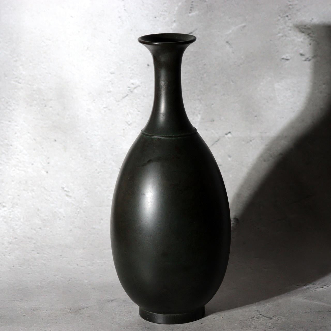 Japanese Cast Bronze Karakane Vase Shoei Kanamori Tomobako BV76911