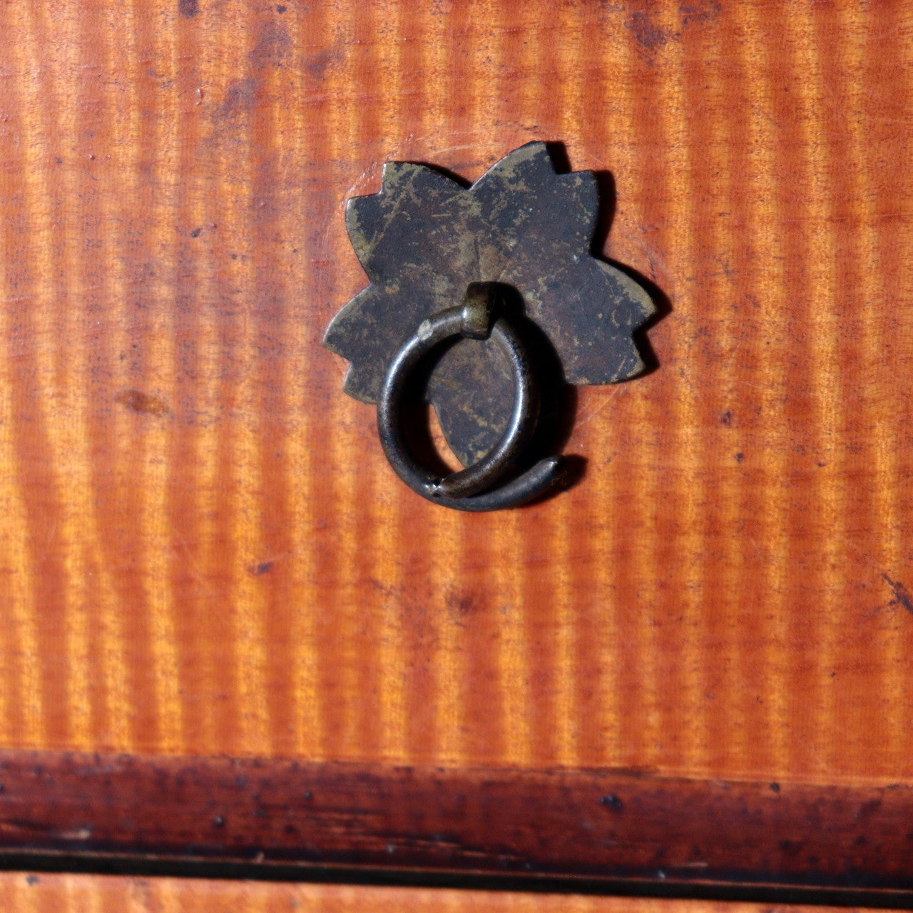 Showa Period Japanese Wooden Small Cabinet Tansu Figured Wood WO6337
