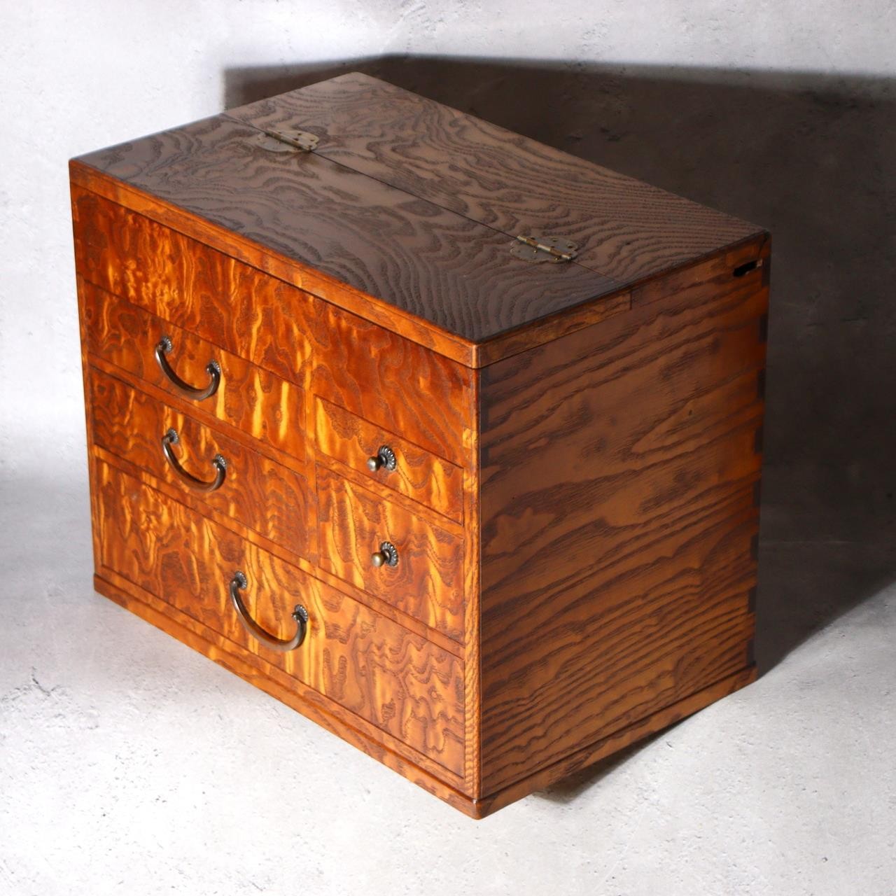 Fine Japanese Haribako - Rare "Tamamoku" Burl & Tiger Grain Wood Sewing Box0