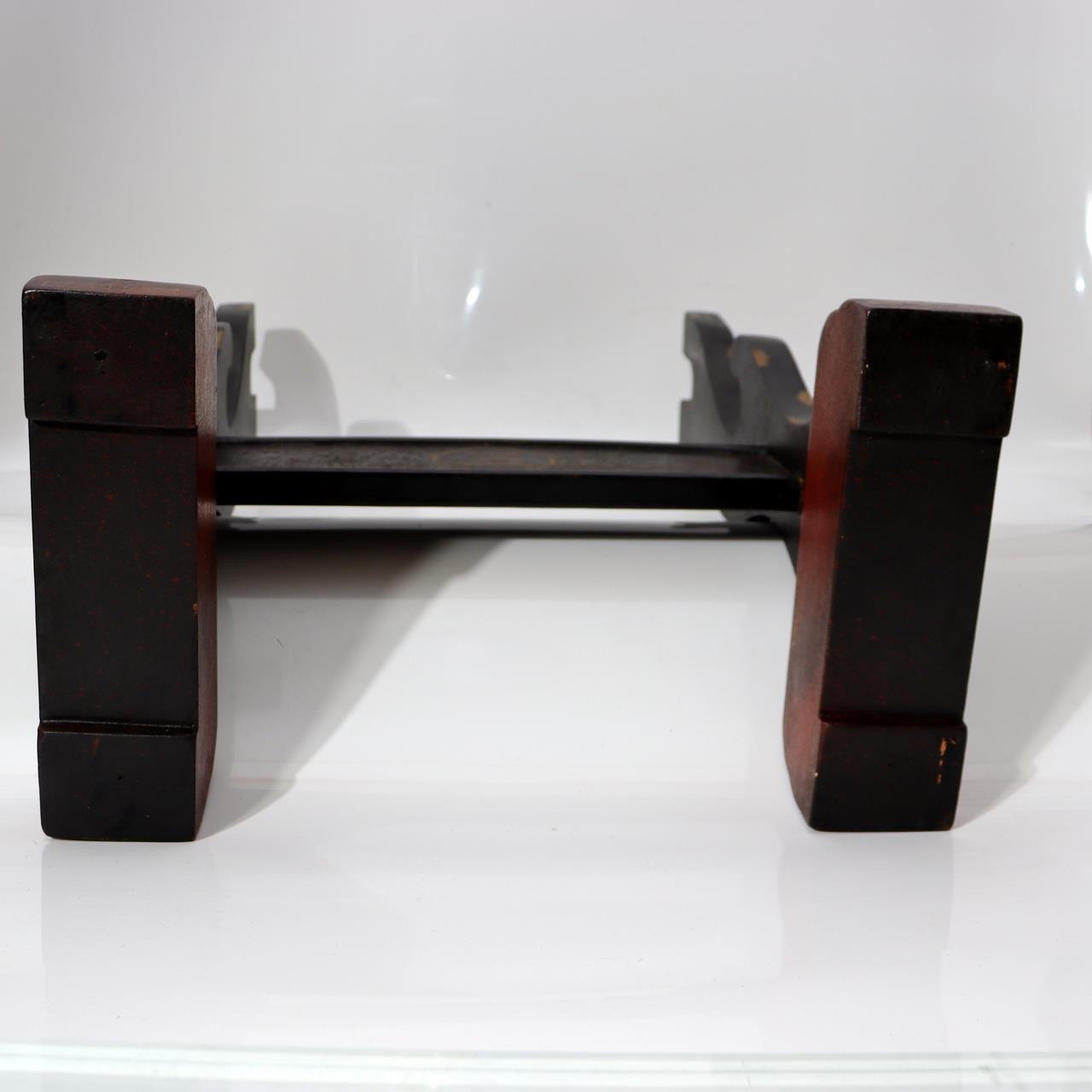 Japanese Black Lacquer Sword Stand - Maki-e Tsuba & Inaba Clan Crest SWR36112