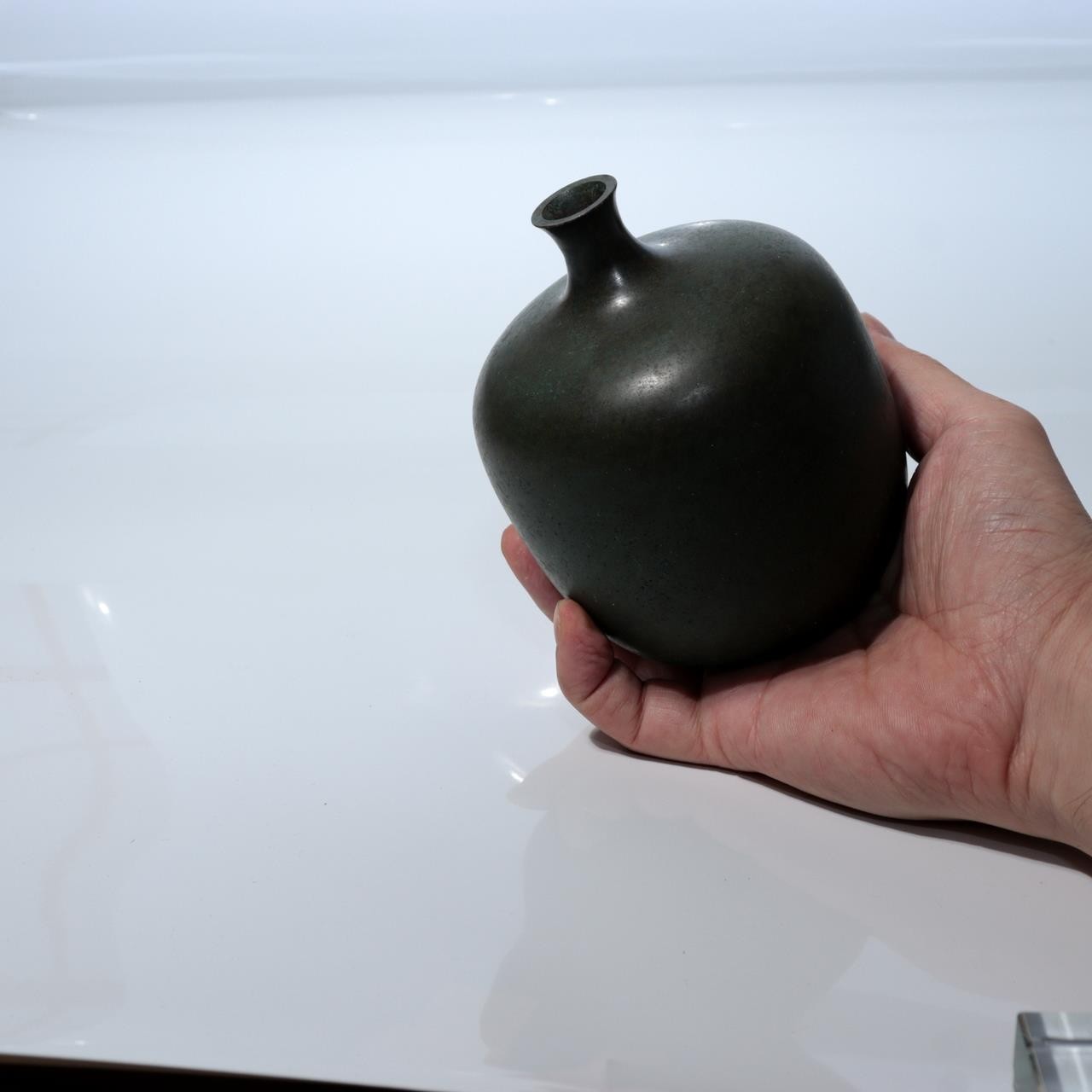 Vintage Japanese Cast Bronze Flower Vase Apple Shape Patina Ikebana BV7652