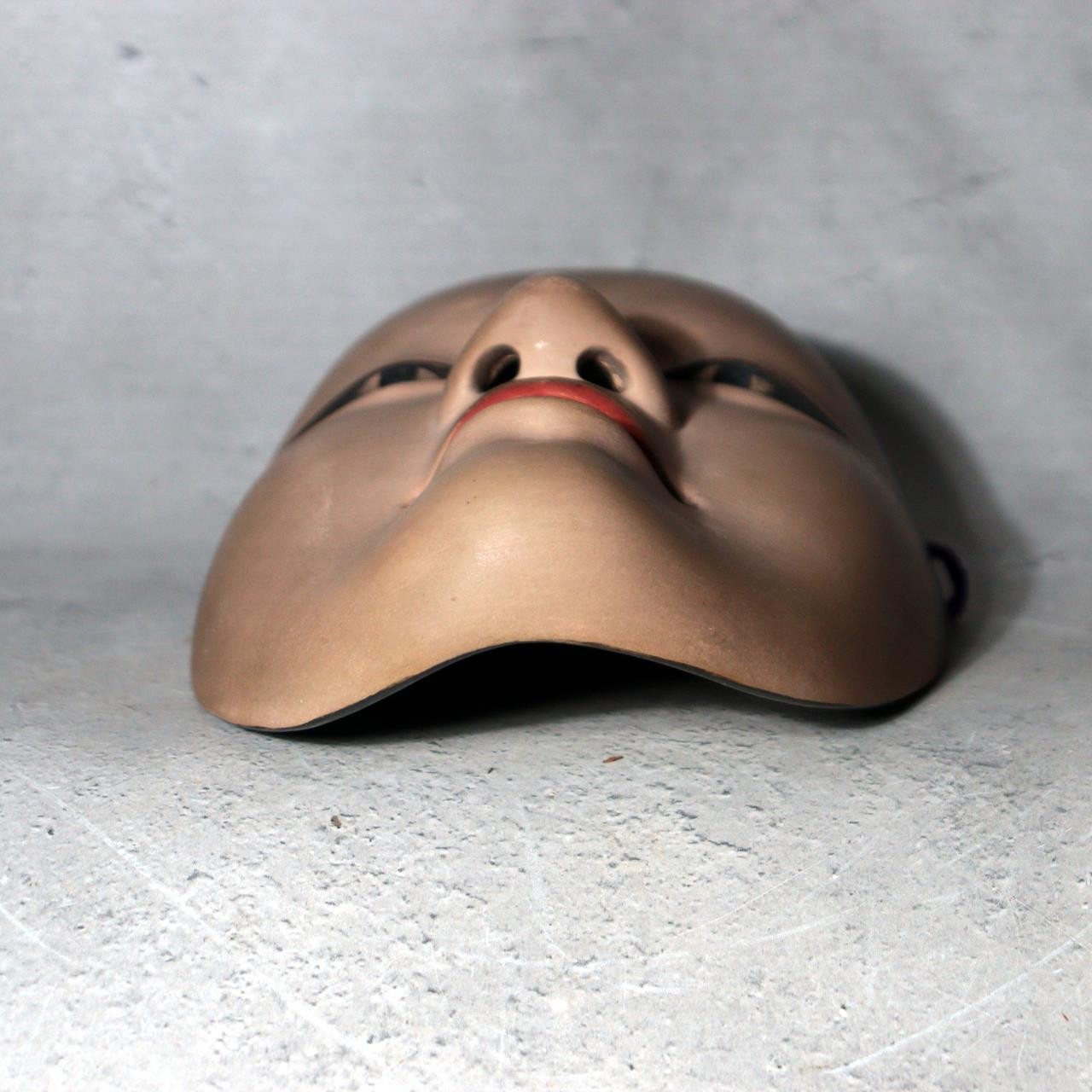 Japanese Carved Wooden Noh Mask Young Woman Antique Finish with Bag MSK5495