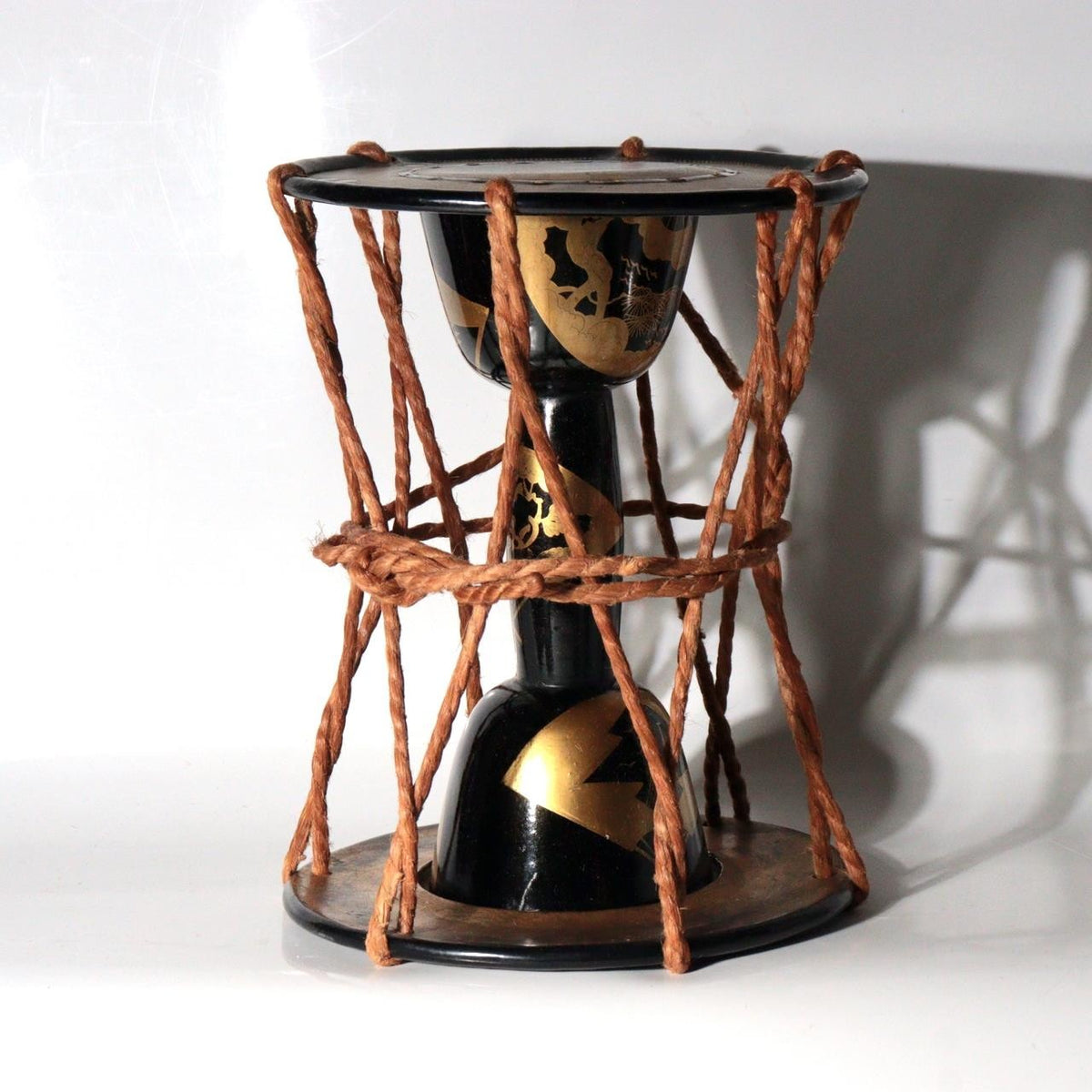 Antique Japanese Tsuzumi Hourglass Drum Maki-e Lacquer Gold Motif0