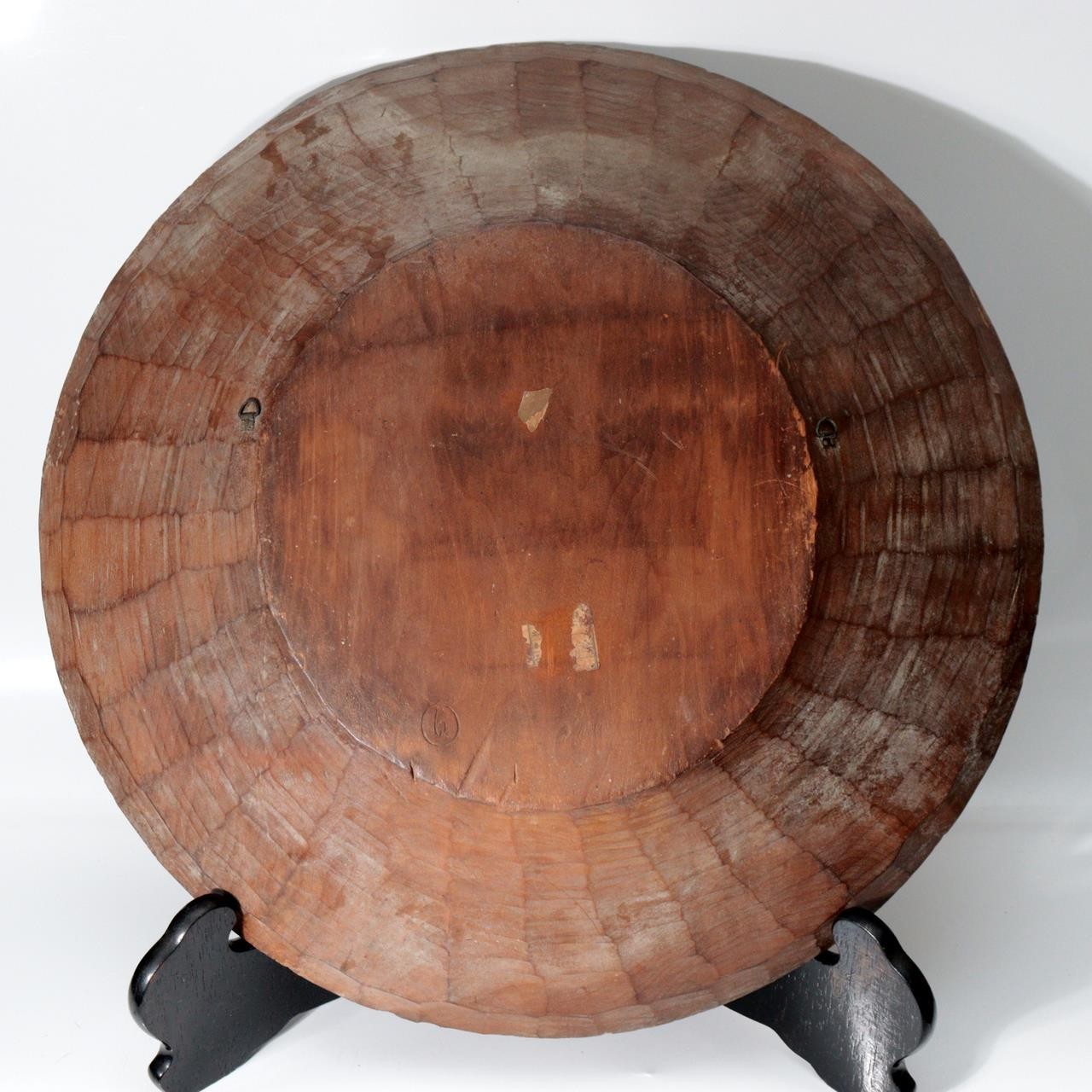 Pre-WWII Japanese Carved Wood Round Tray Samurai Kabuto Helmet Dragon Motif17