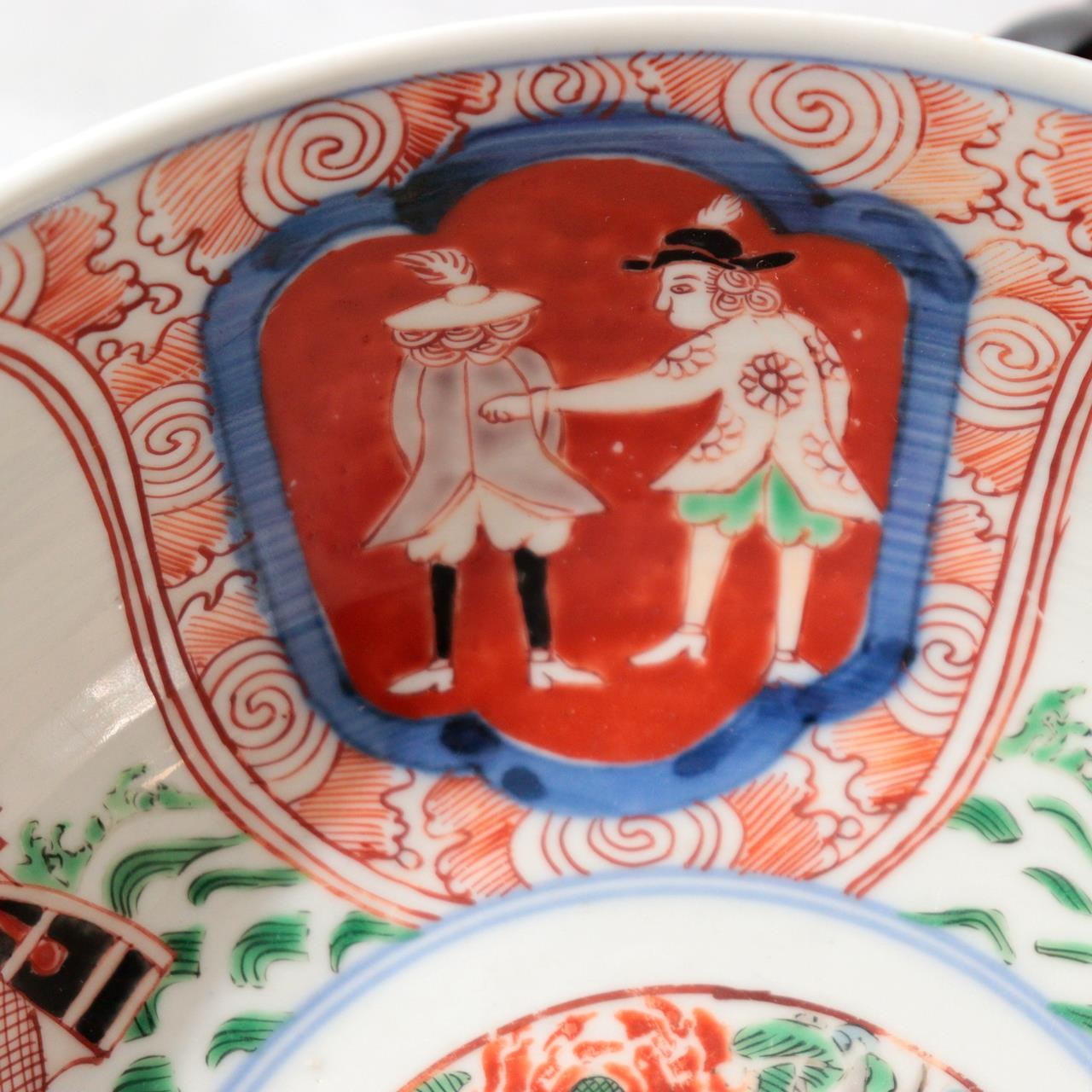 Late Edo Imari Iroe Porcelain Bowl Plate Nanbanjin Foreigners Ships PV31617