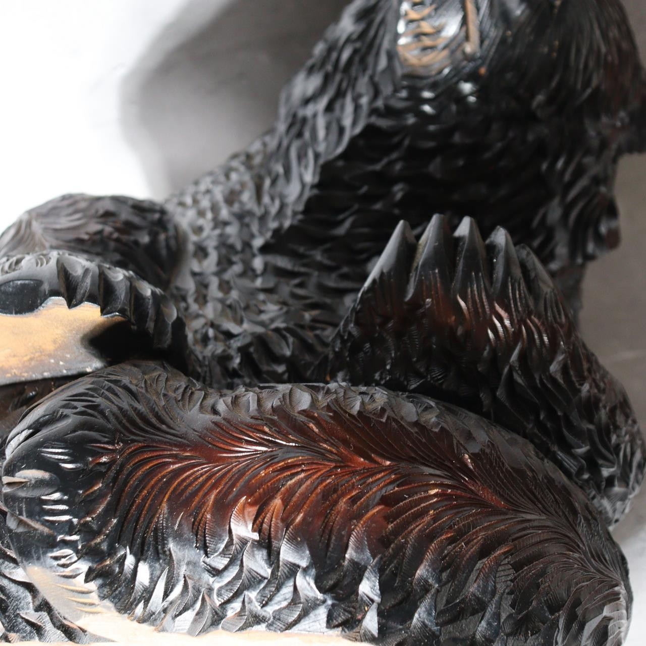 Huge Japanese Ainu Wood Carved Bear - Kibori Kuma holding Sake Cup 4.3kg WO5839