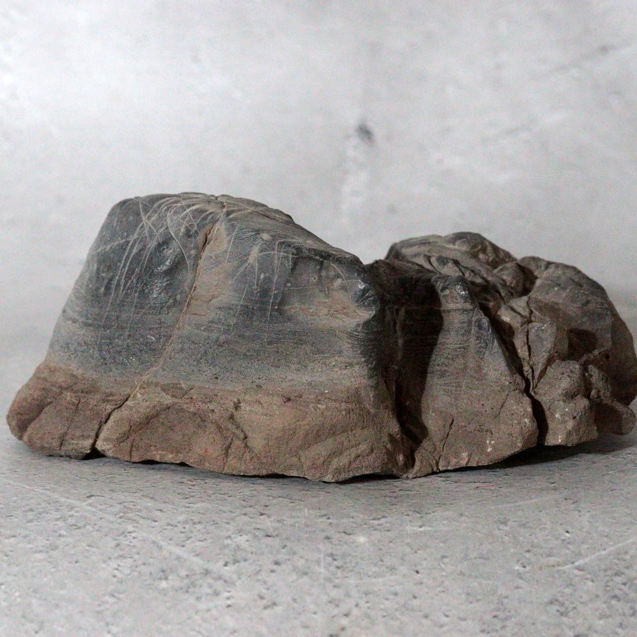 Japanese Suiseki Mountain Viewing Stone Furuya Kamuikotan Style2
