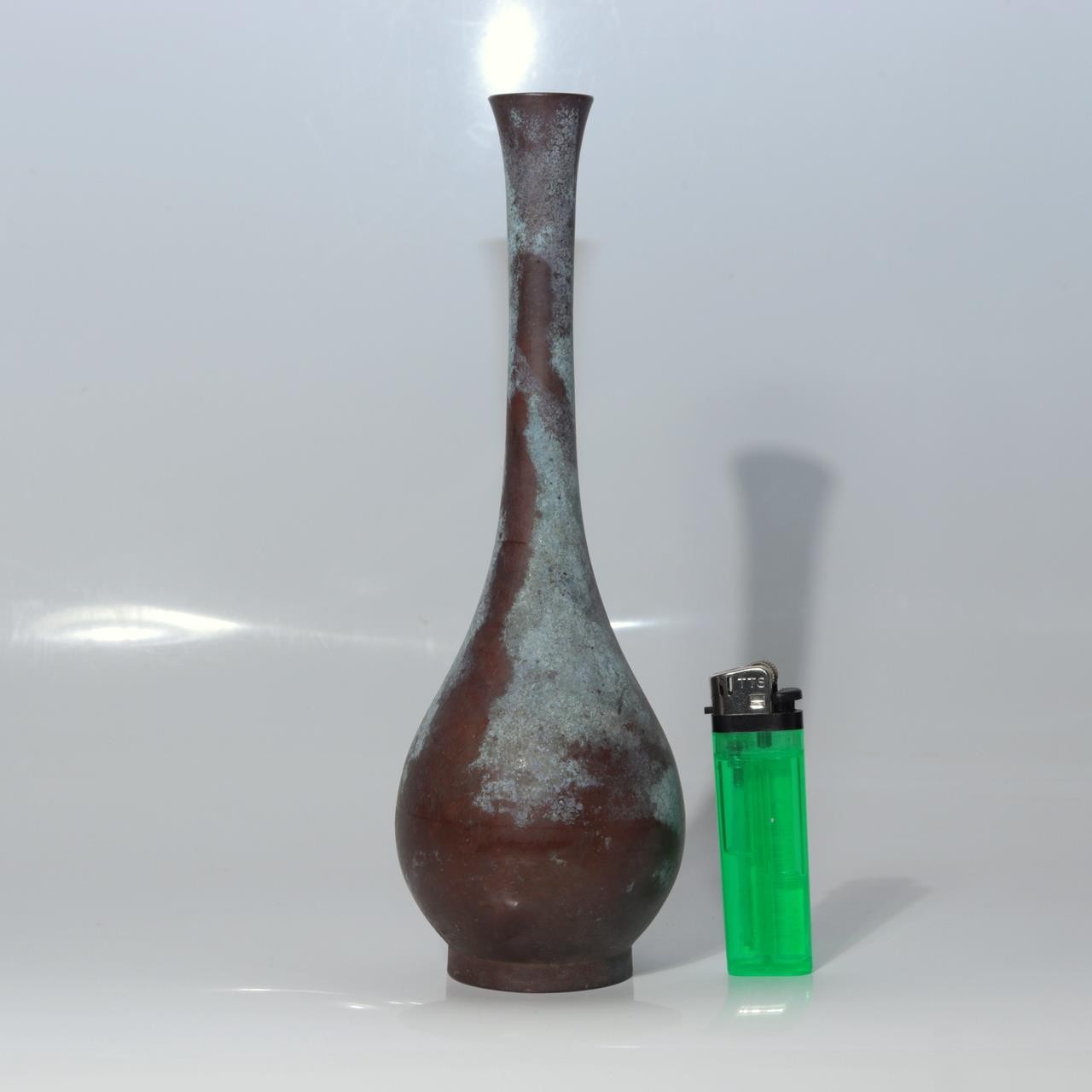 Japanese Vintage Bronze Tsurukubi Flower Vase Long Neck Green Patina Finish1