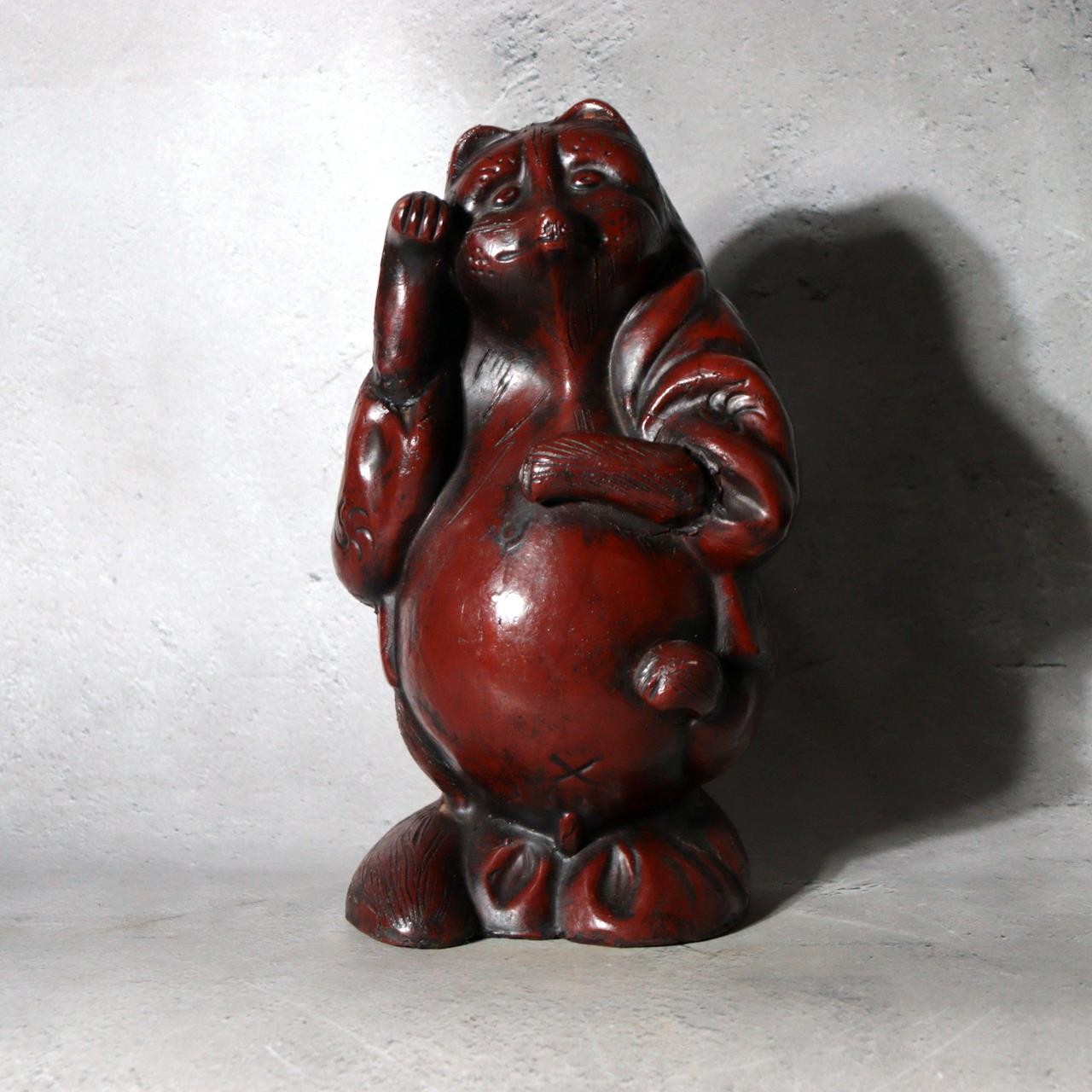 Vintage Japanese Ceramic Tanuki Okimono Tokoname Ware Beckoning Pose PCP3141