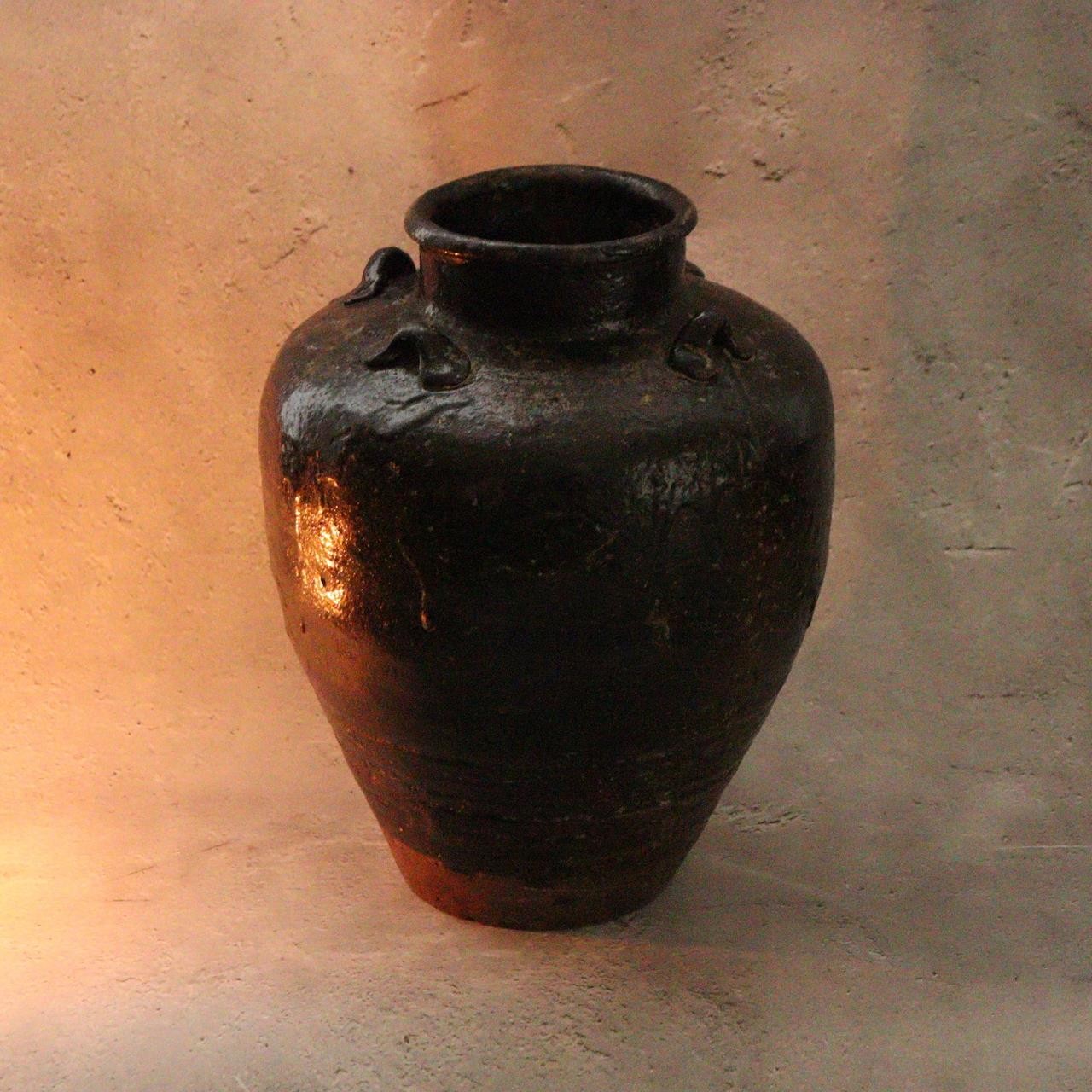 Antique Japanese Shiga Folk Kiln Pottery Iron Glaze Shiji-ko Four-Lug Jar PV31123