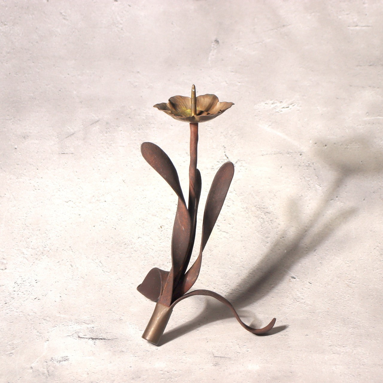 Japanese Antique Candle Stand Teshoku Iron Copper Narcissus Flower Rustic BV7174