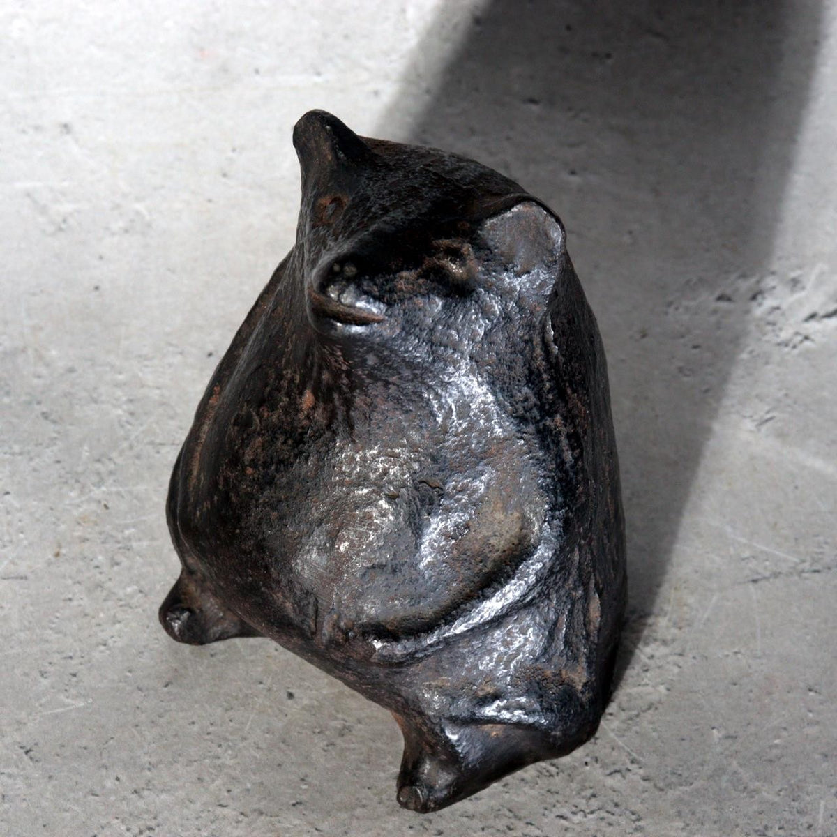 Vintage Japanese Cast Iron Tanuki Raccoon Dog Figurine Incense Burner BOSa740