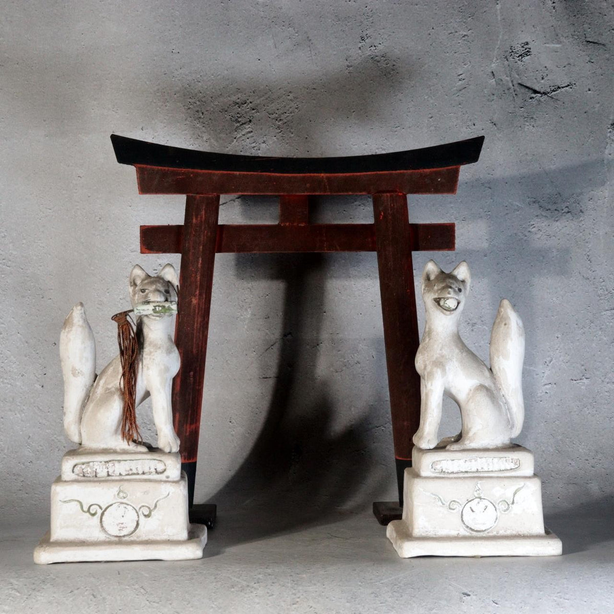 Vintage Japanese Plaster Toyokawa Inari Fox Statues Pair Torii Gate Shinto0