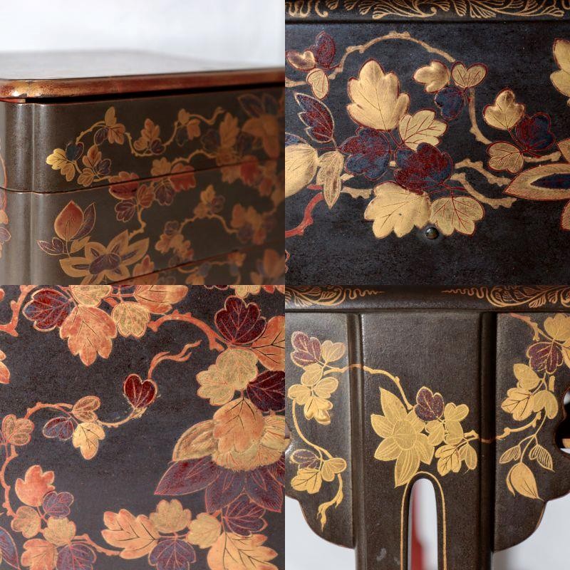 ​Antique Japanese Maki e Lacquer Nobento Sageju Picnic Set Tin Flasks WO6367