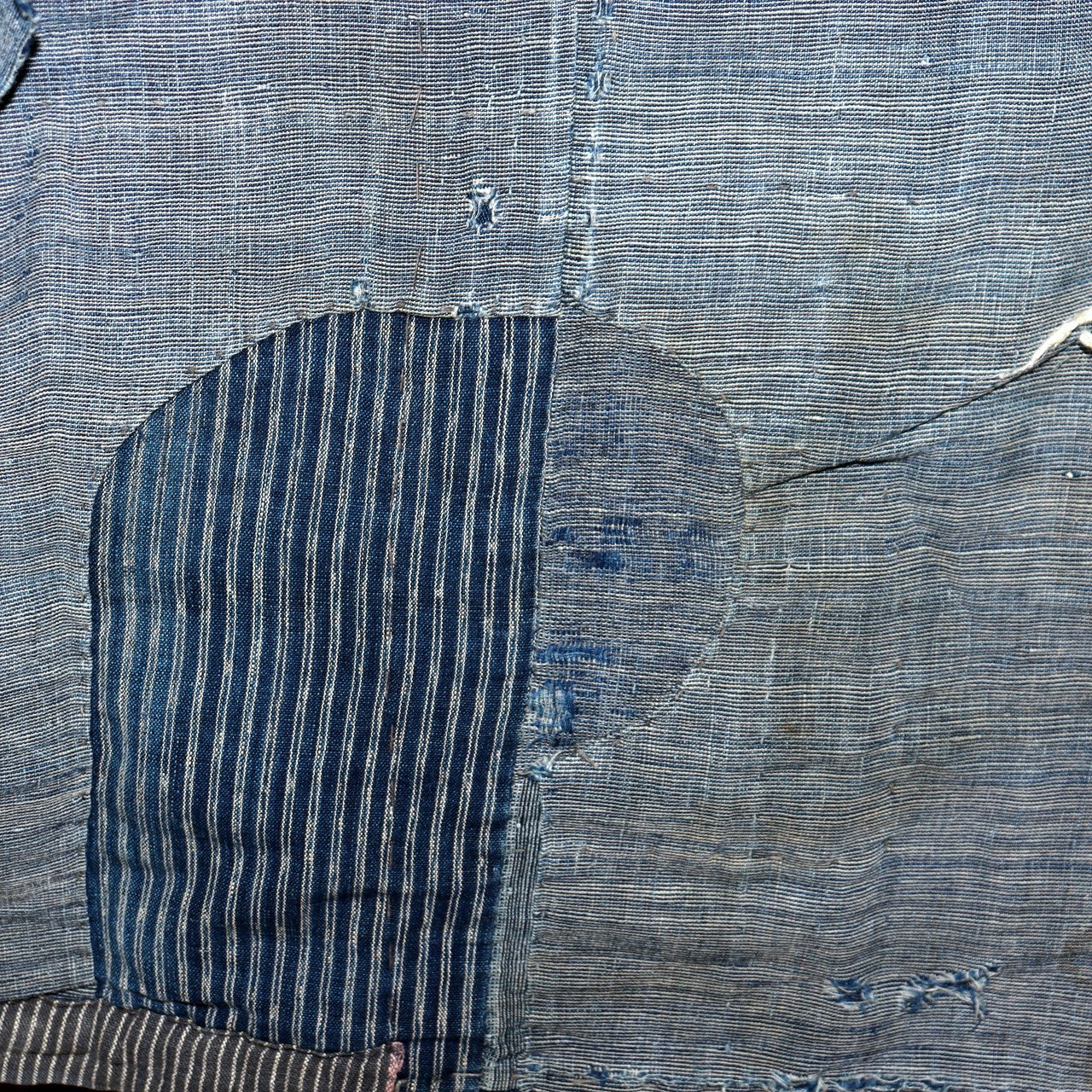 Antique Japanese Boro Indigo Fabric Patchwork Ranru Cotton Textile Rug BRKW16119