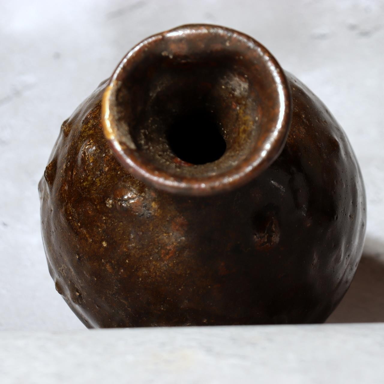 Antique Early Joseon Dynasty Iron Glaze Tokkuri Sake Bottle Brown Pottery KRS1795