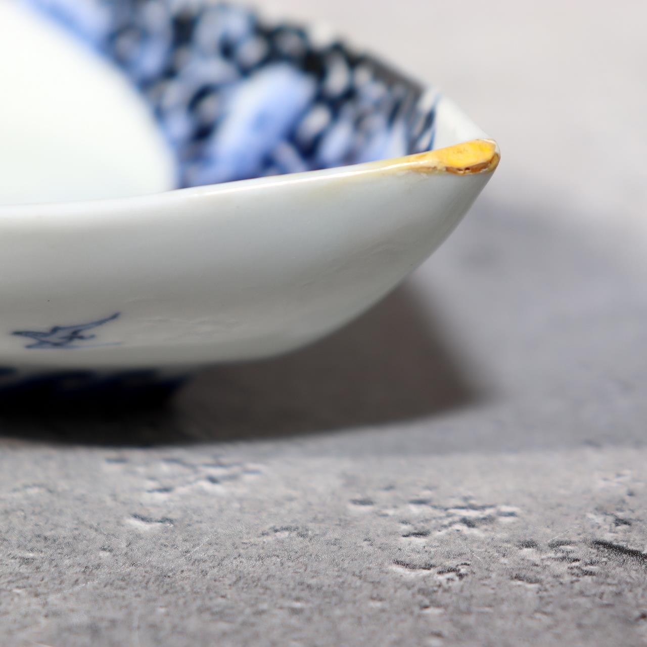 Antique Japanese Hirado Ware Porcelain Dish - Sometsuke Bakumatsu 17cm IP1359
