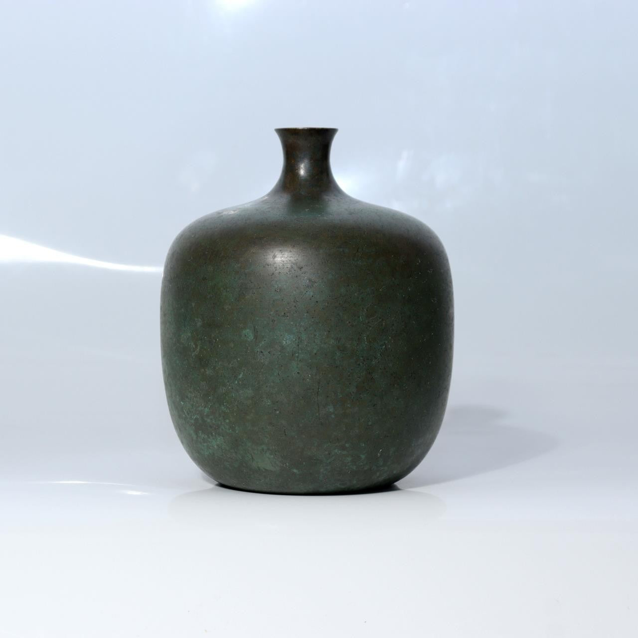 Vintage Japanese Cast Bronze Flower Vase Apple Shape Patina Ikebana BV7651